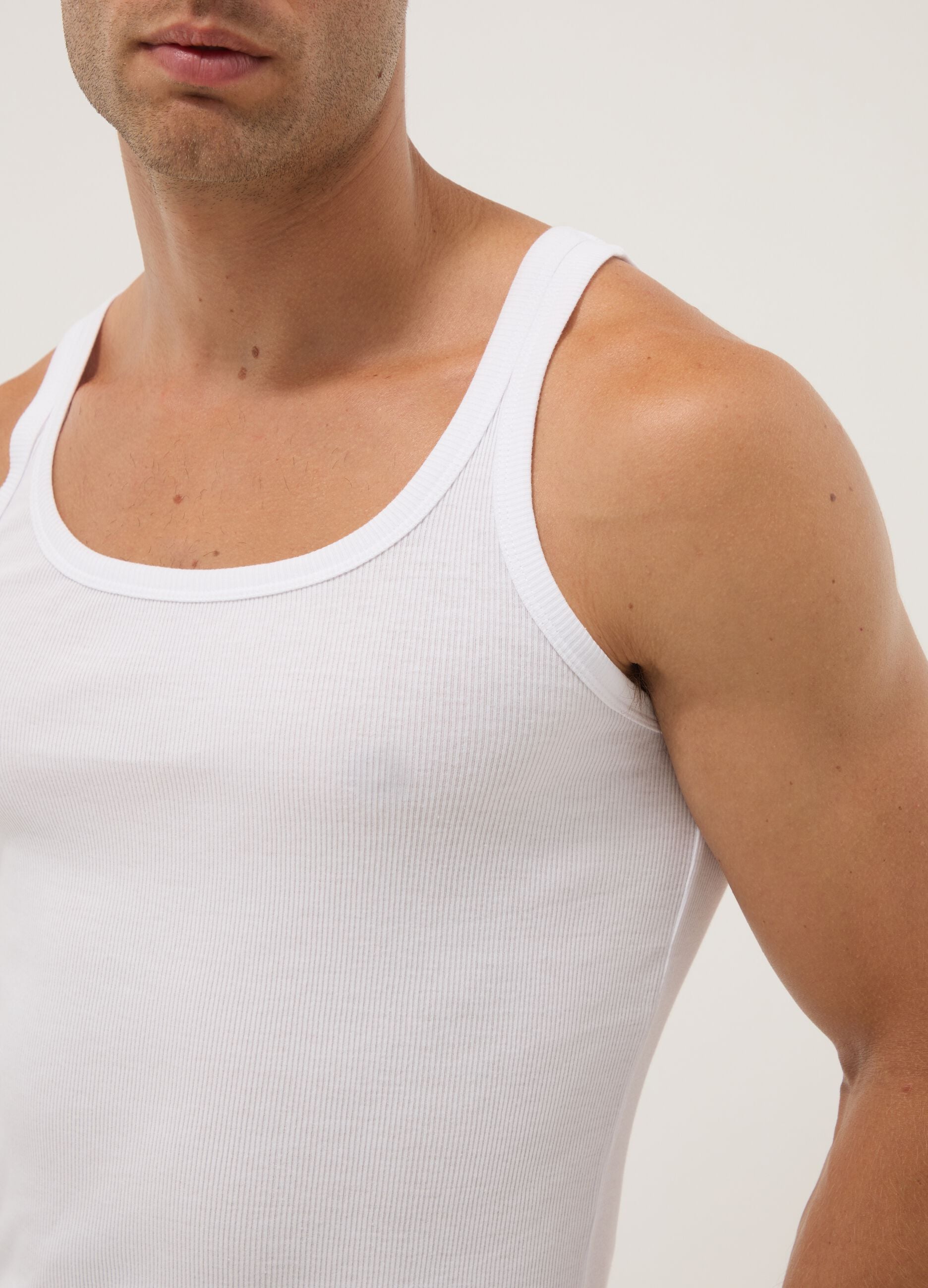 White pure cotton vest regular fit
