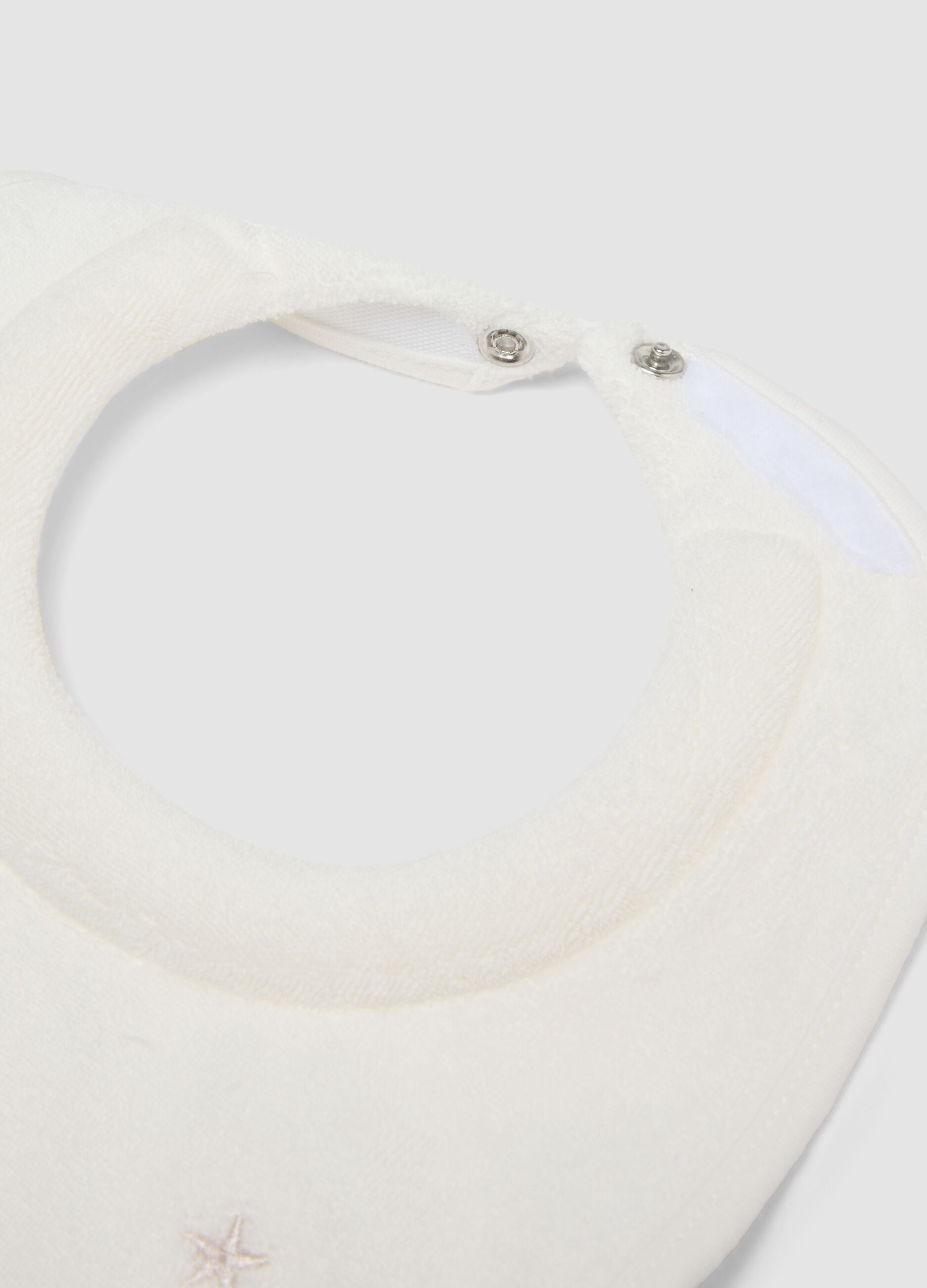 2-pack beige organic cotton baby bibs