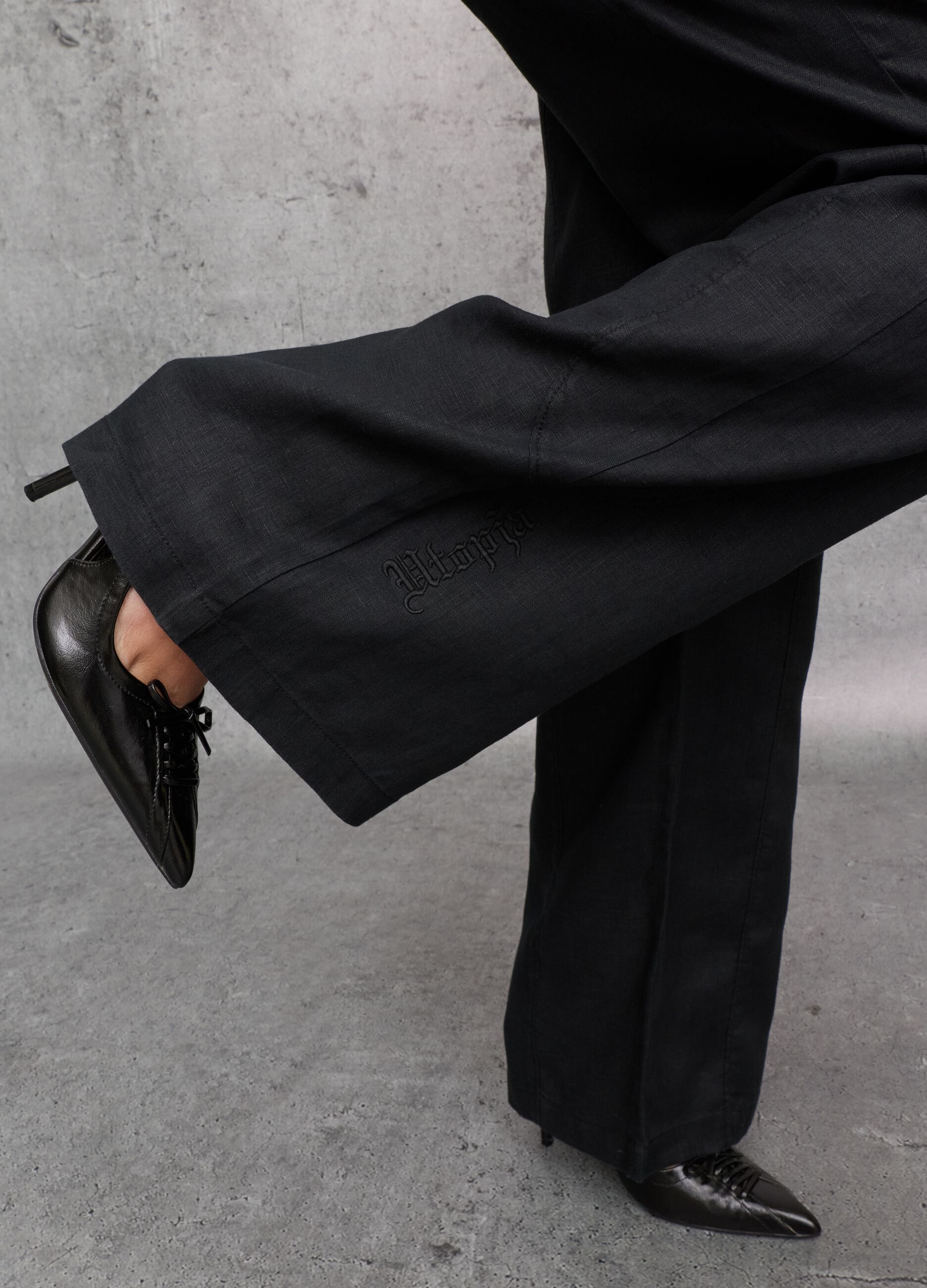 100% Linen Wide-Leg Trousers Black