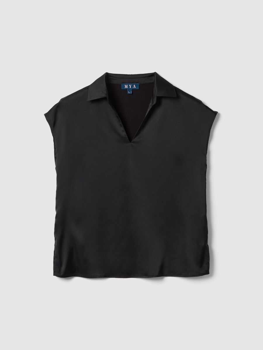 Black short-sleeve polo-collar T-shirt, regular fit_4