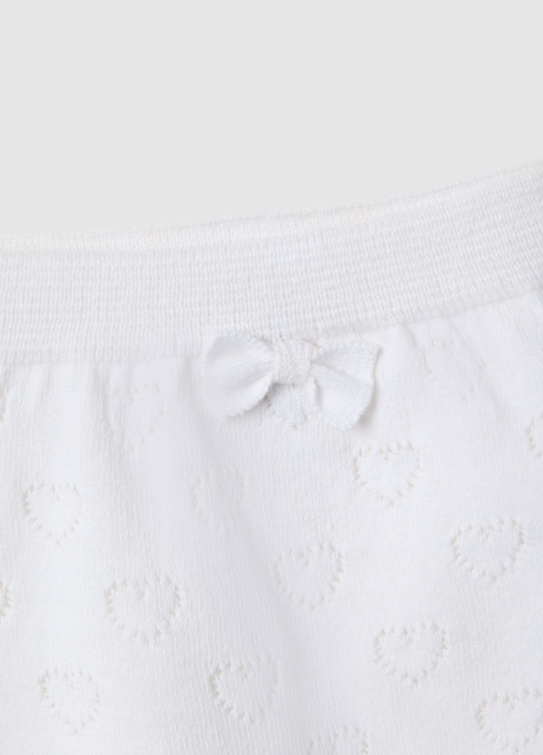 Set of white pure cotton t-shirt and shorts for baby girl with hearts