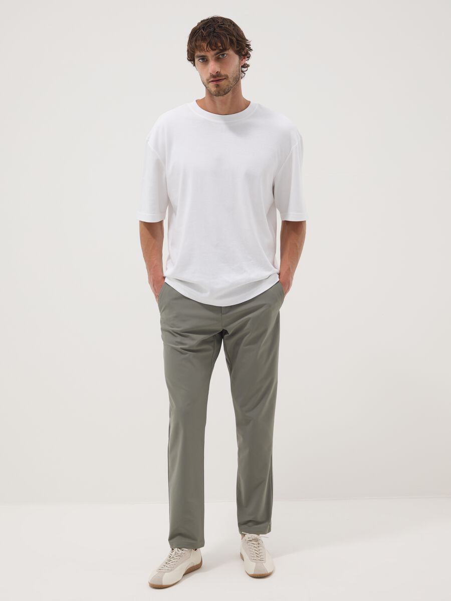 Green regular-fit chino trousers_0