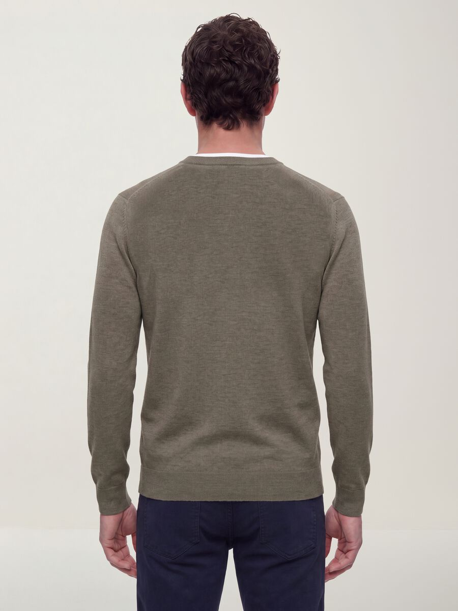 Grey V-neck viscose-blend jumper, regular fit_1