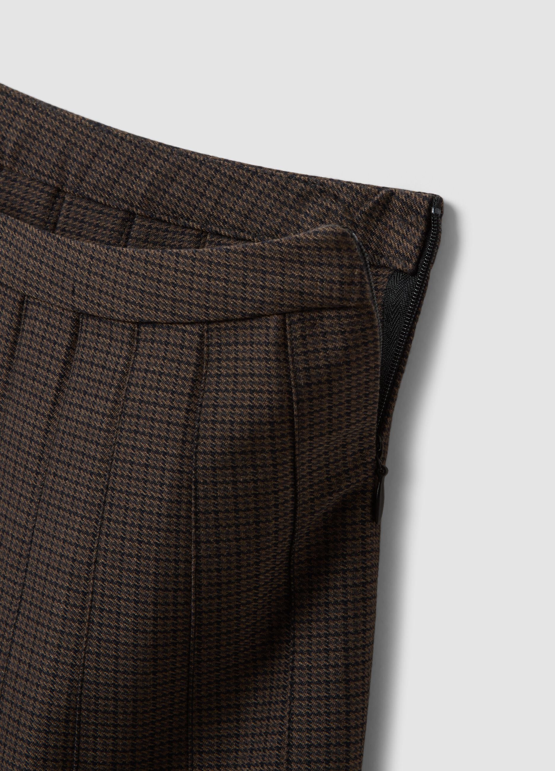 Brown micro-check pleated skirt in stretch viscose