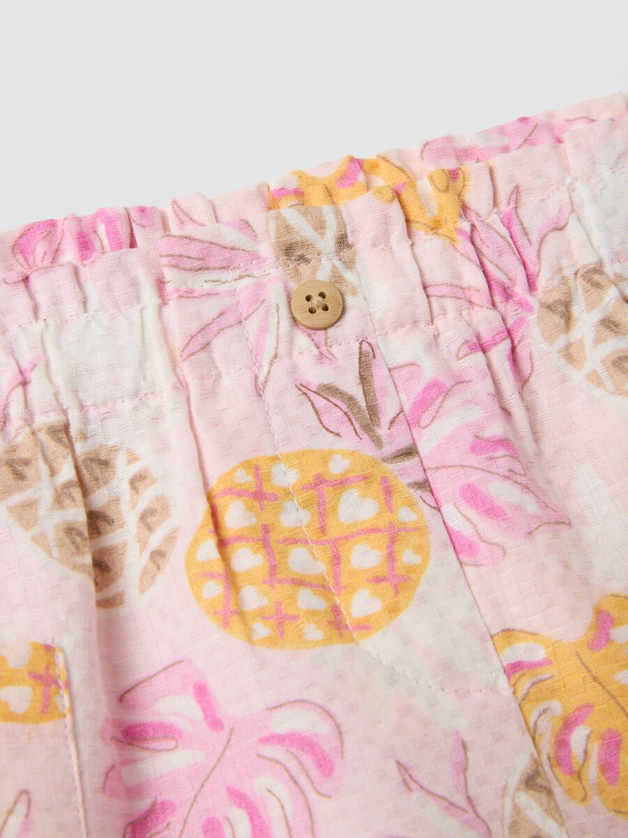 Pink pure cotton shorts with tropical print_2