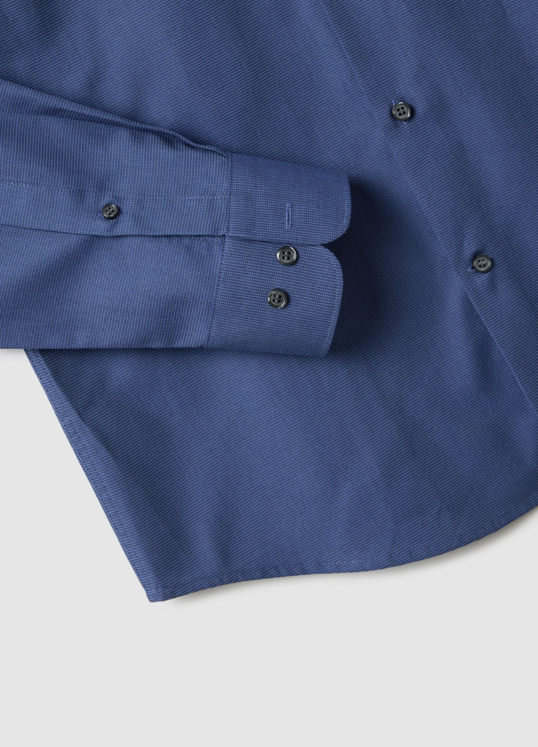 Blue shirt with French collar in pure cotton slim fit