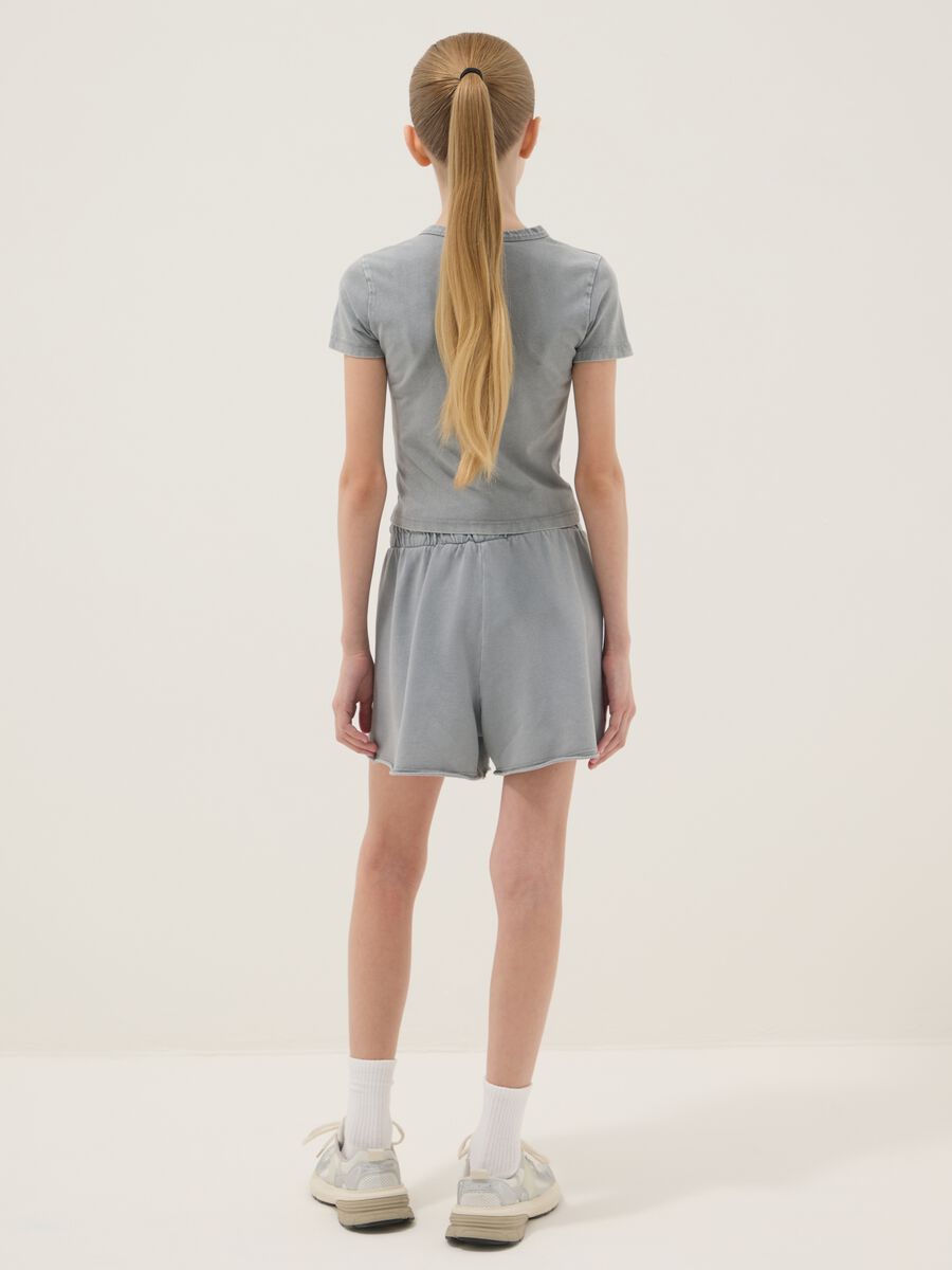 Grey stretch cotton set with T-shirt and shorts_2