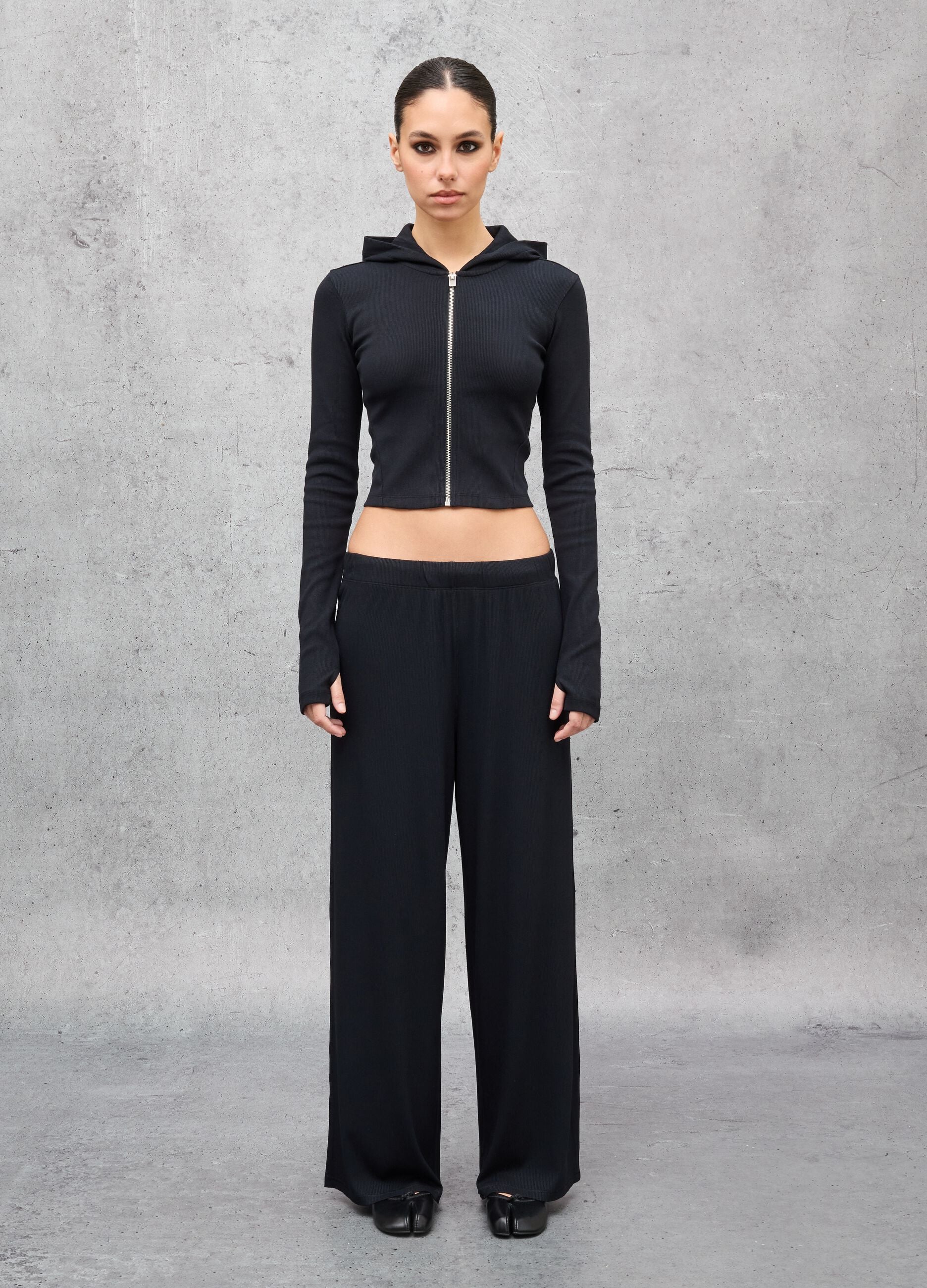 Ribbed Black Hoodie