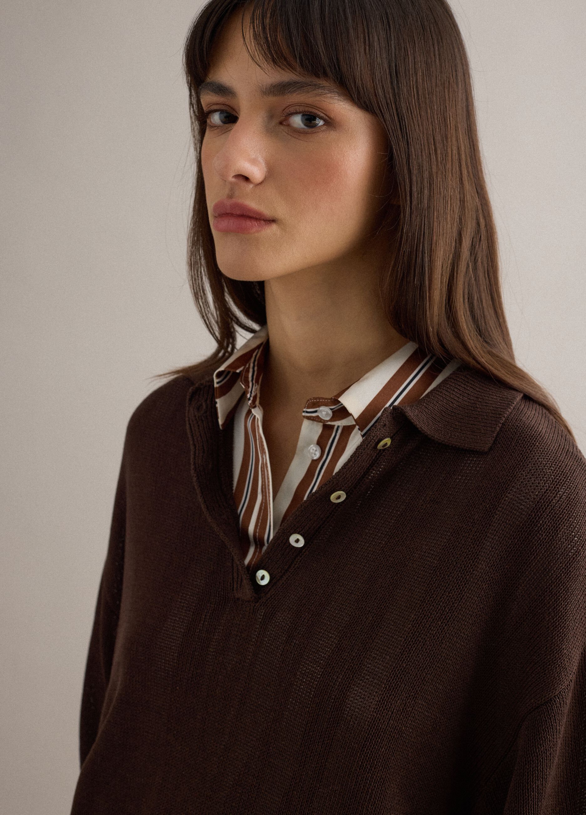 Brown regular fit polo with elbow-length sleeves