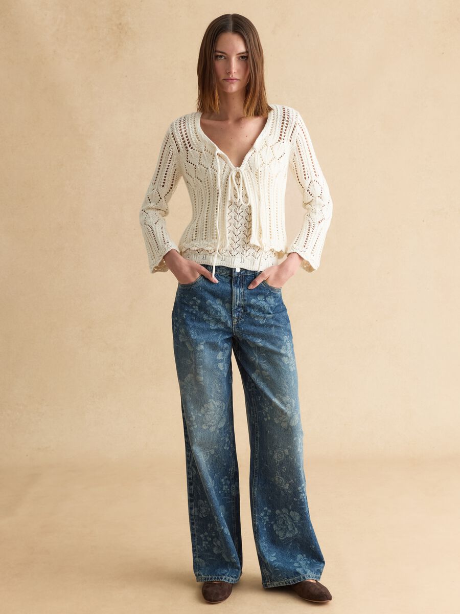 White Cotton Lace Cardigan Regular Fit Deep V_1