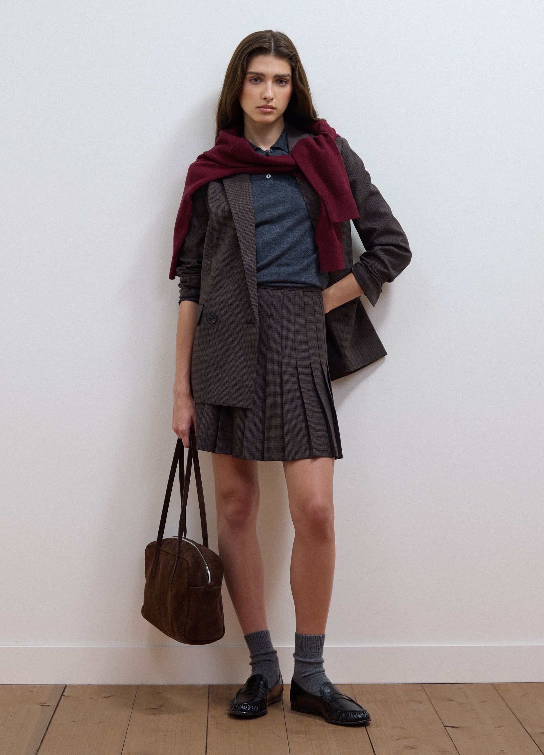 Brown micro-check pleated skirt in stretch viscose
