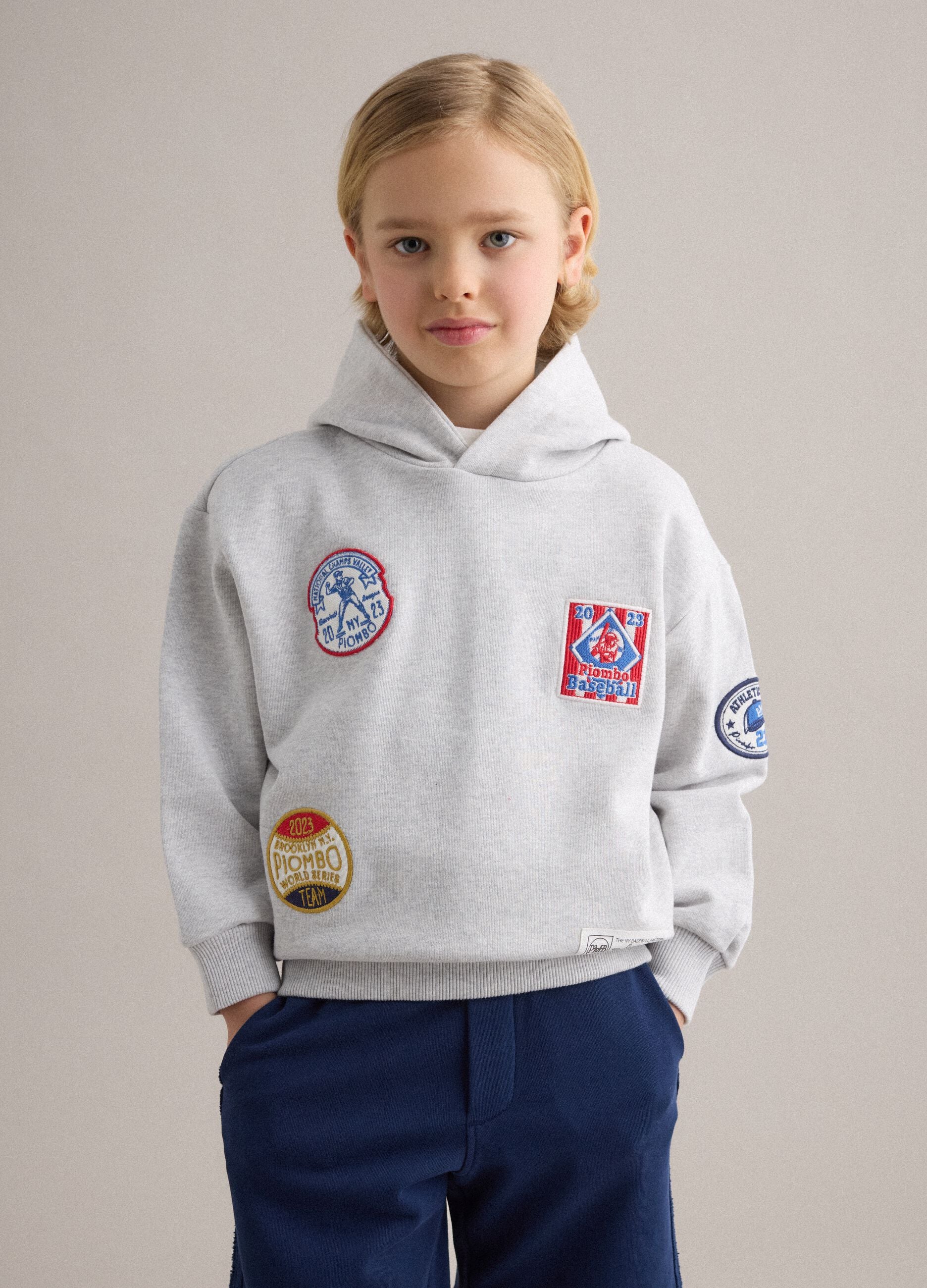 Child's grey regular fit cotton blend sweatshirt with patch