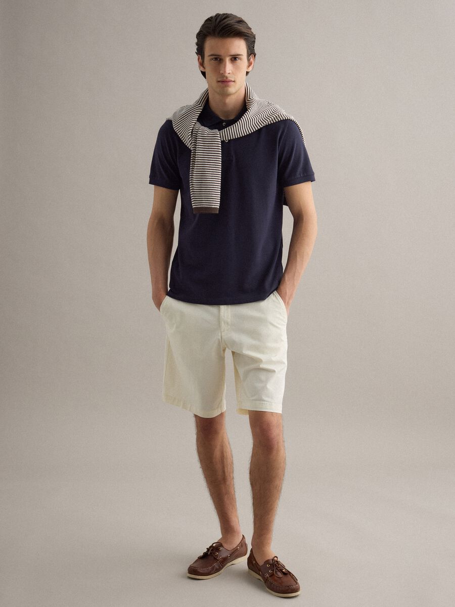 Shorts chino in cotone elasticizzato bianco regular fit_0