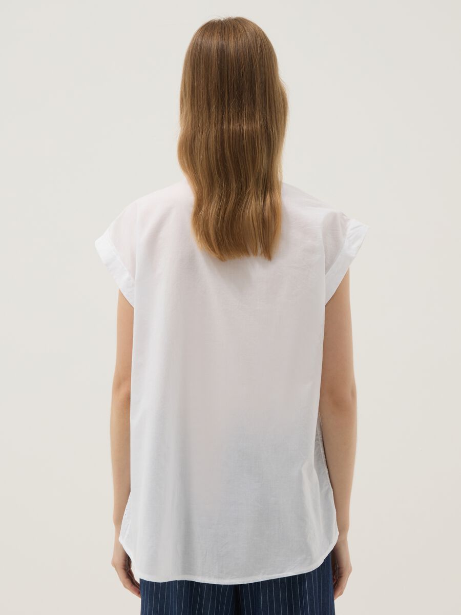 Camicia bianca in puro cotone con ricami_2