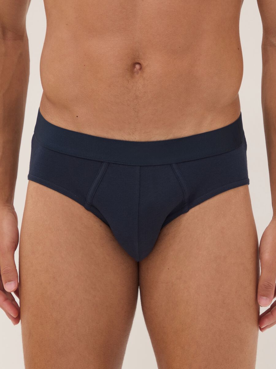 Tripack di slip blu e nero in cotone organico elasticizzato_1