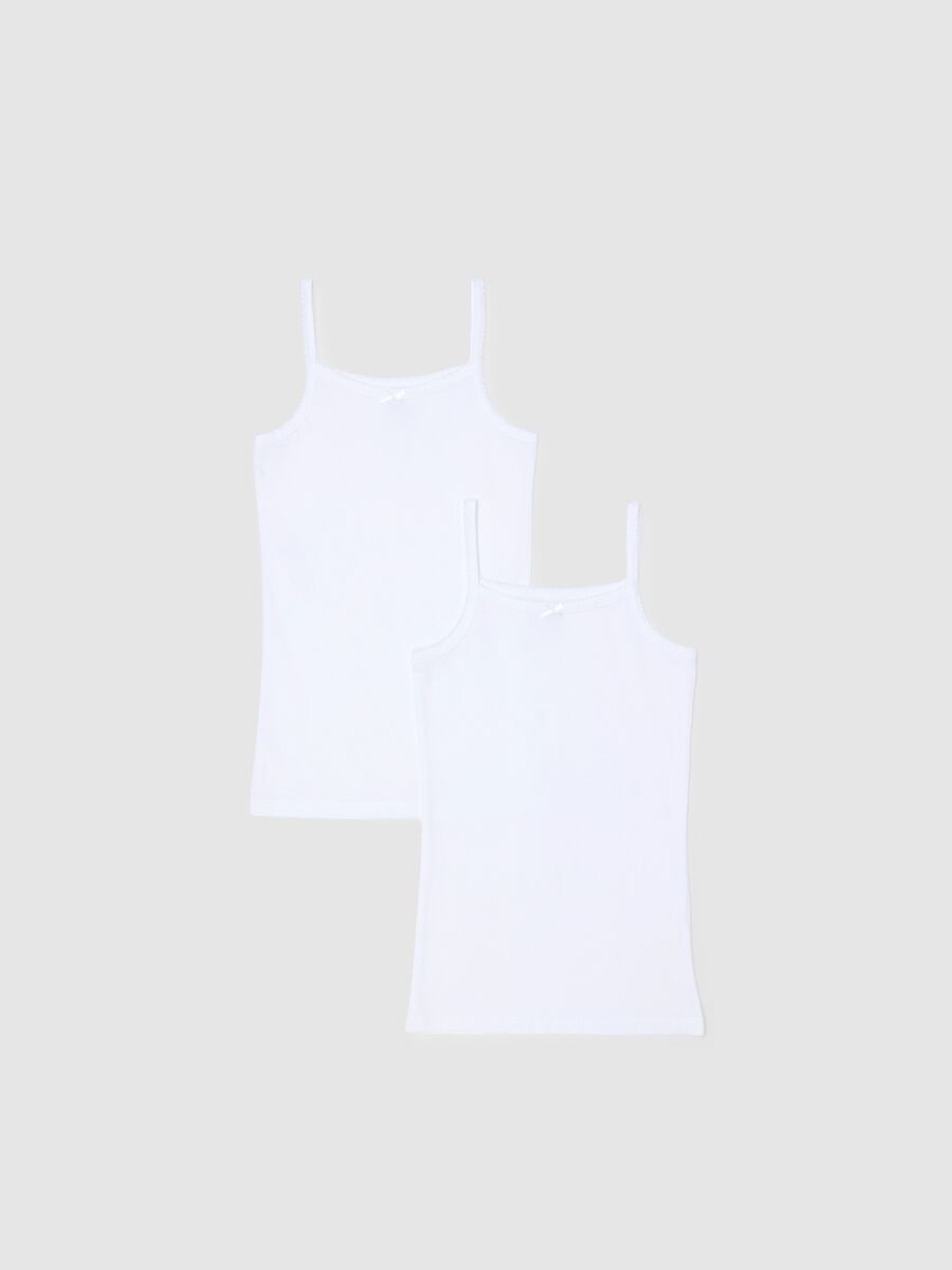 Pack of white girl's vests in pure cotton regular fit_0