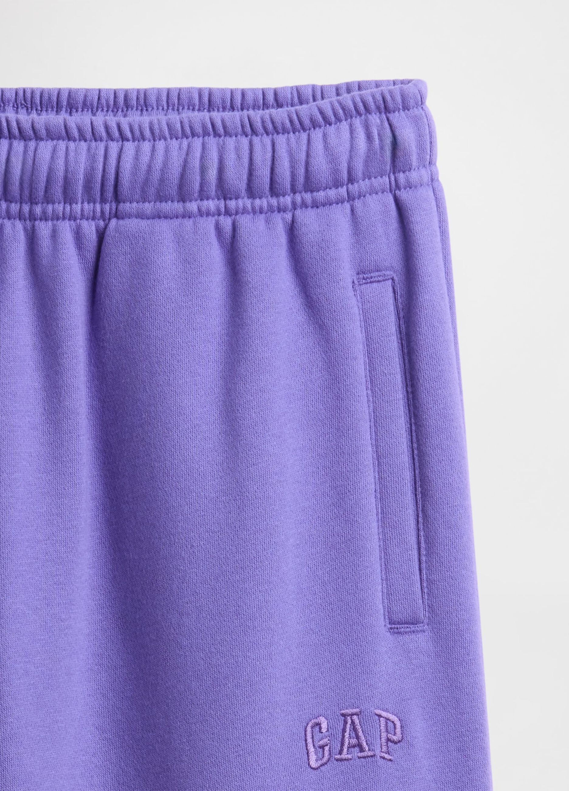 Joggers con logo GAP