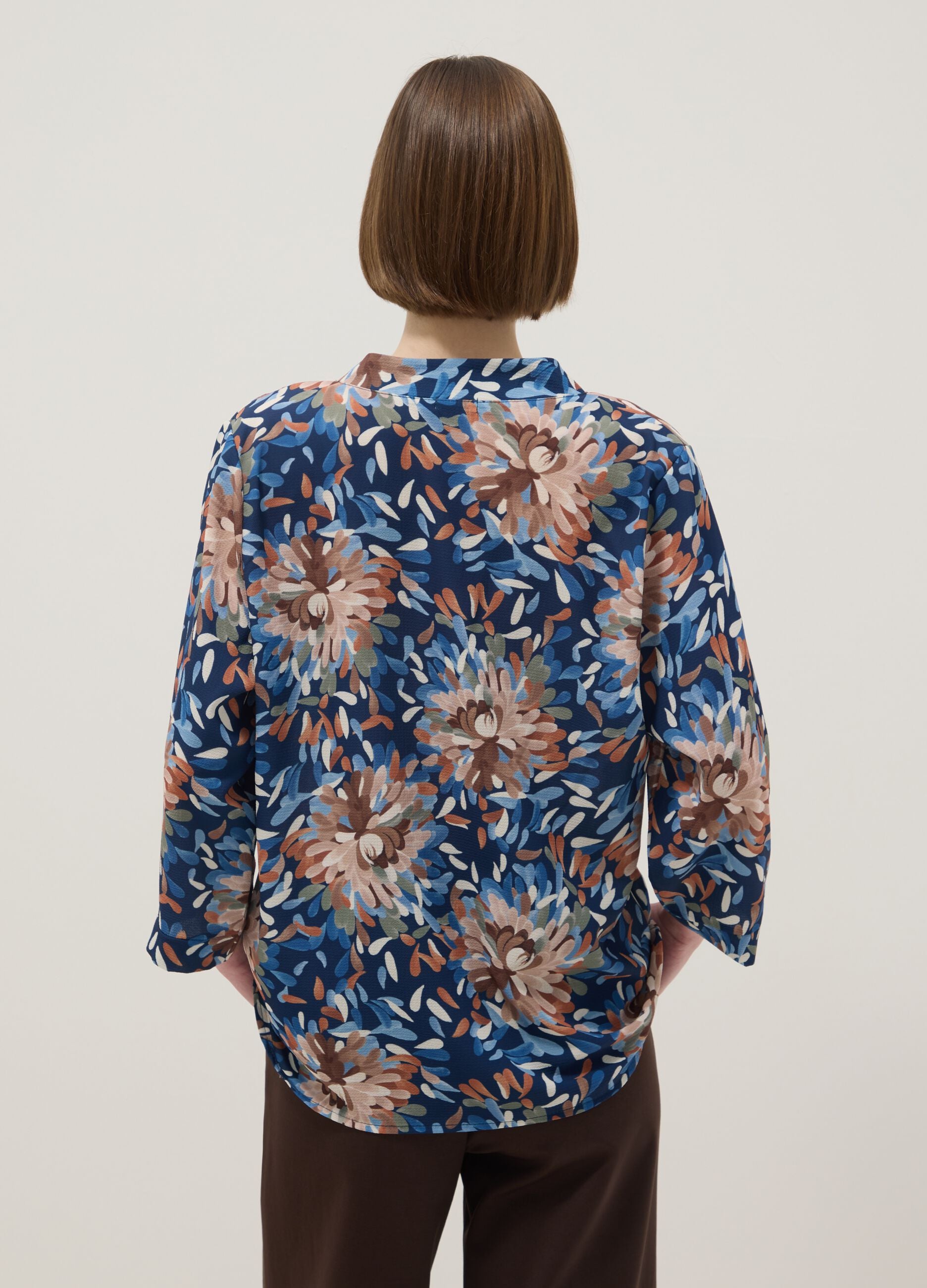 Multicolour long-sleeve top with floral pattern, regular fit