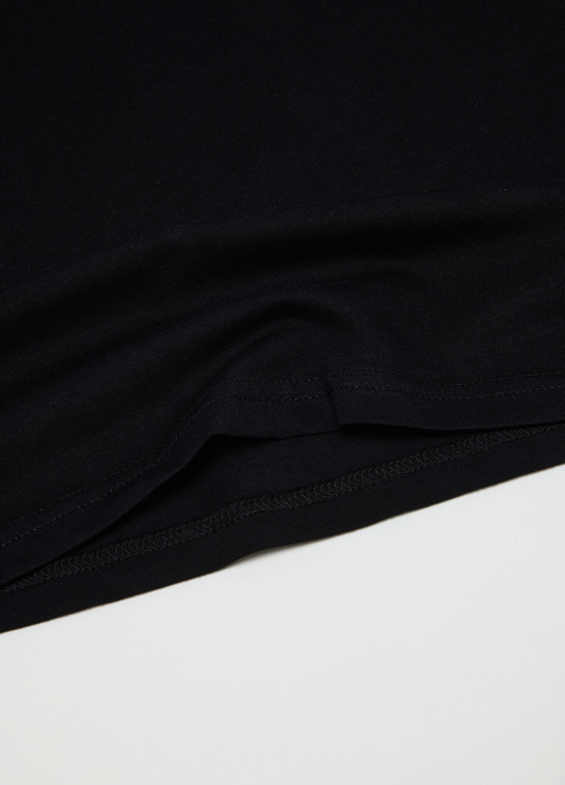 Black pure organic cotton V-neck T-shirt