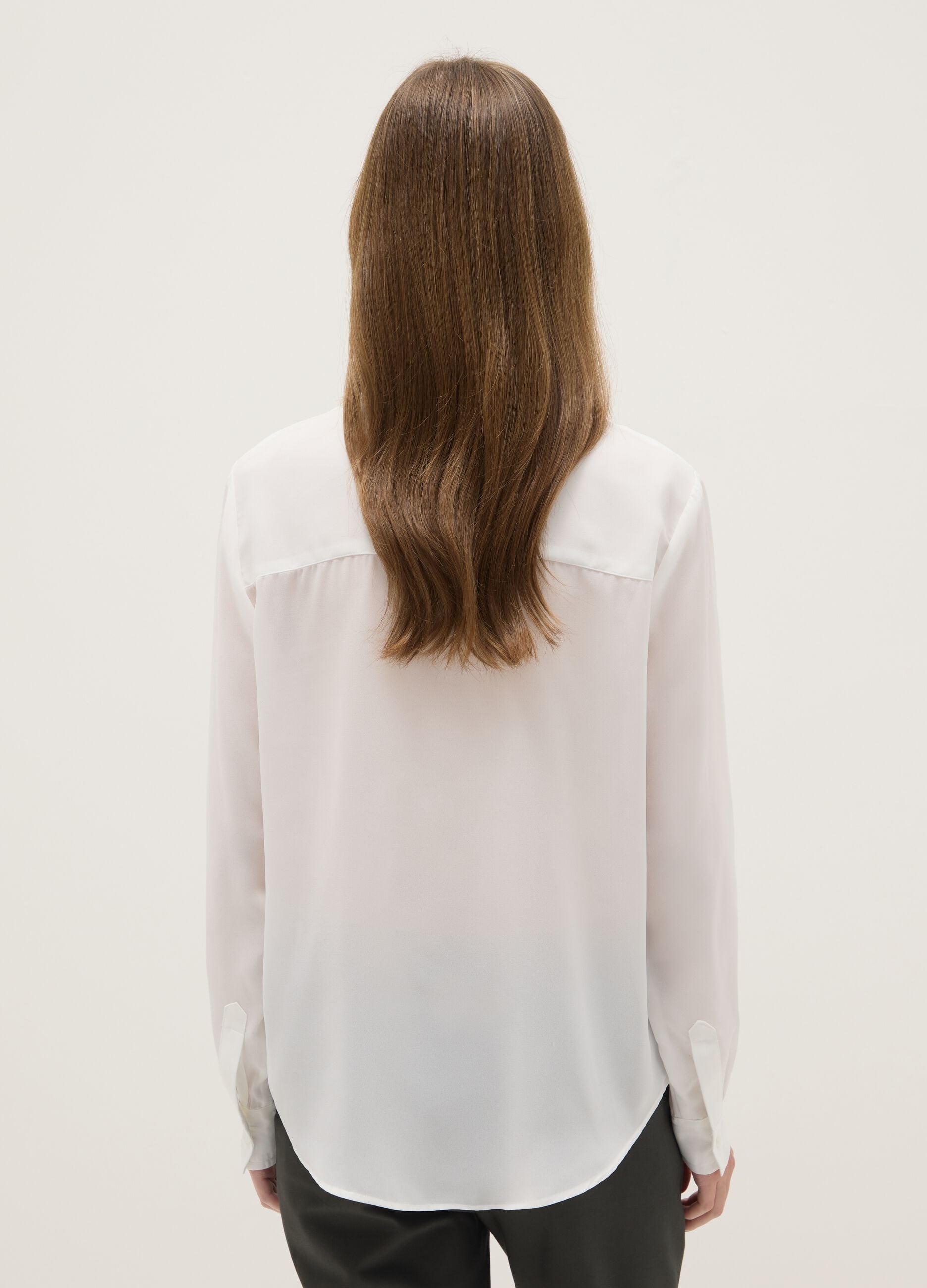 White crepe shirt with classic collar