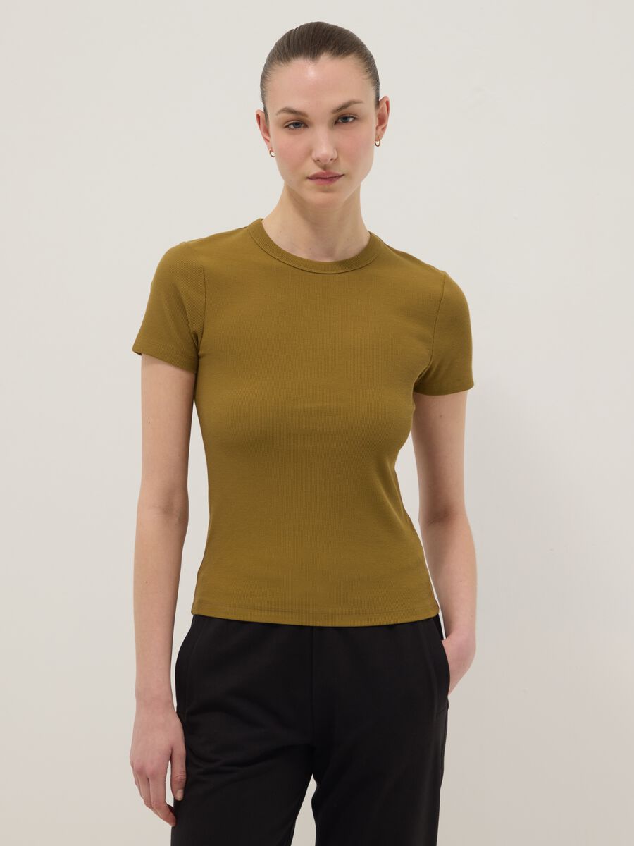 T-shirt fitted a maniche corte in cotone elasticizzato verde_1