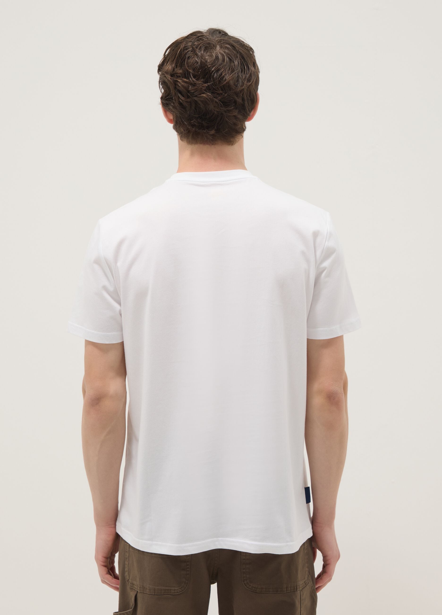 White pure cotton T-shirt with graphic print, regular fit