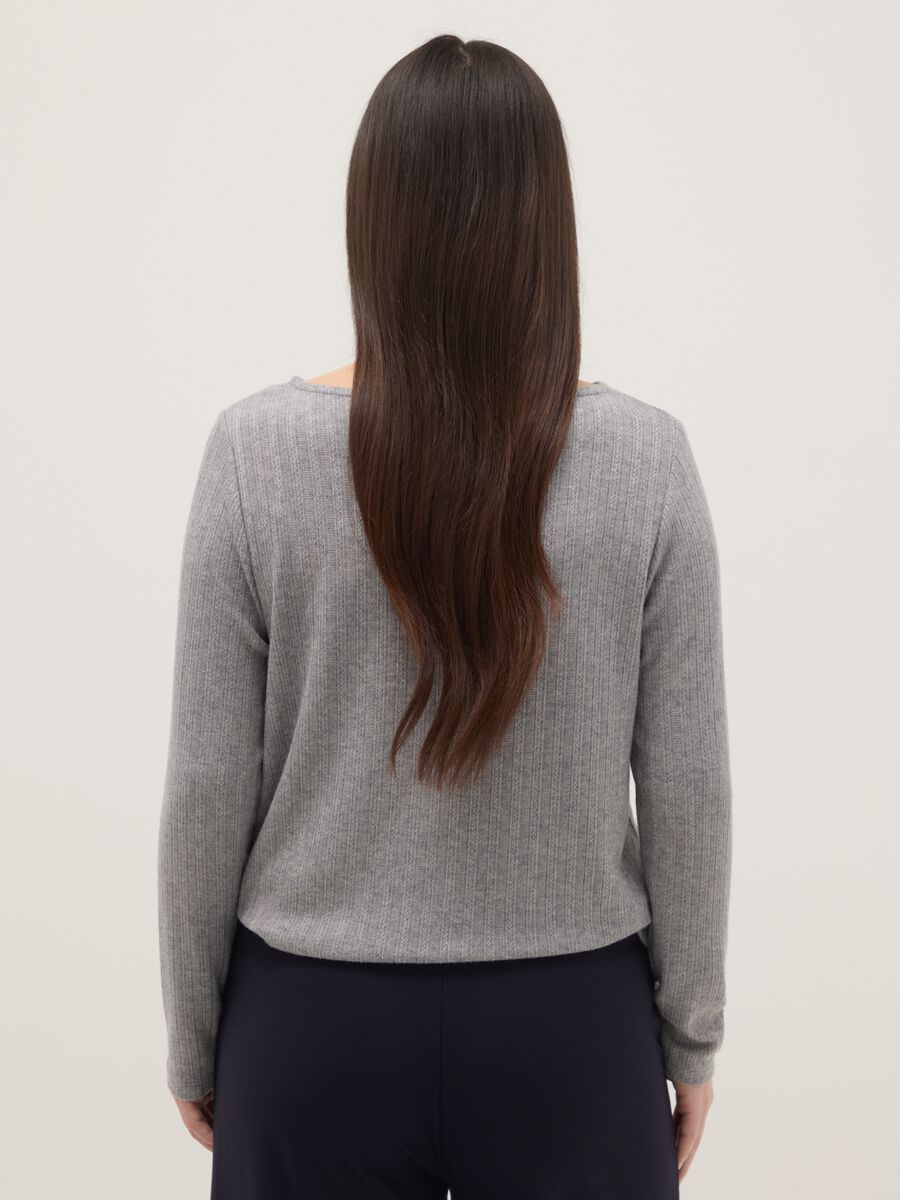 Grey long-sleeve regular fit boat neck t-shirt_2