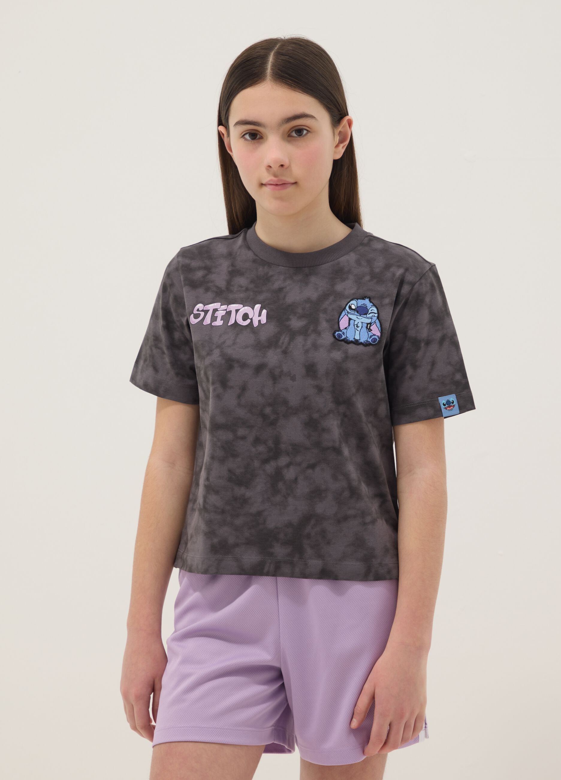 Grey pure cotton oversized fit girl&rsquo;s t-shirt with Stitch