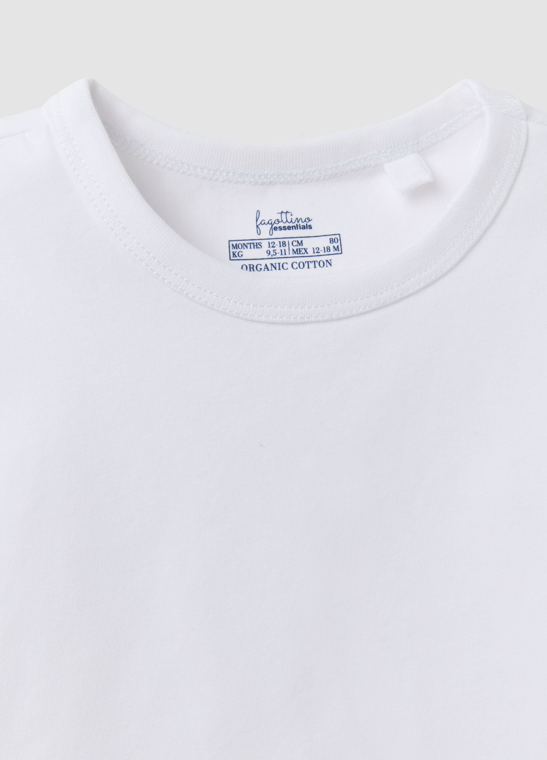 White long-sleeved organic cotton T-shirt