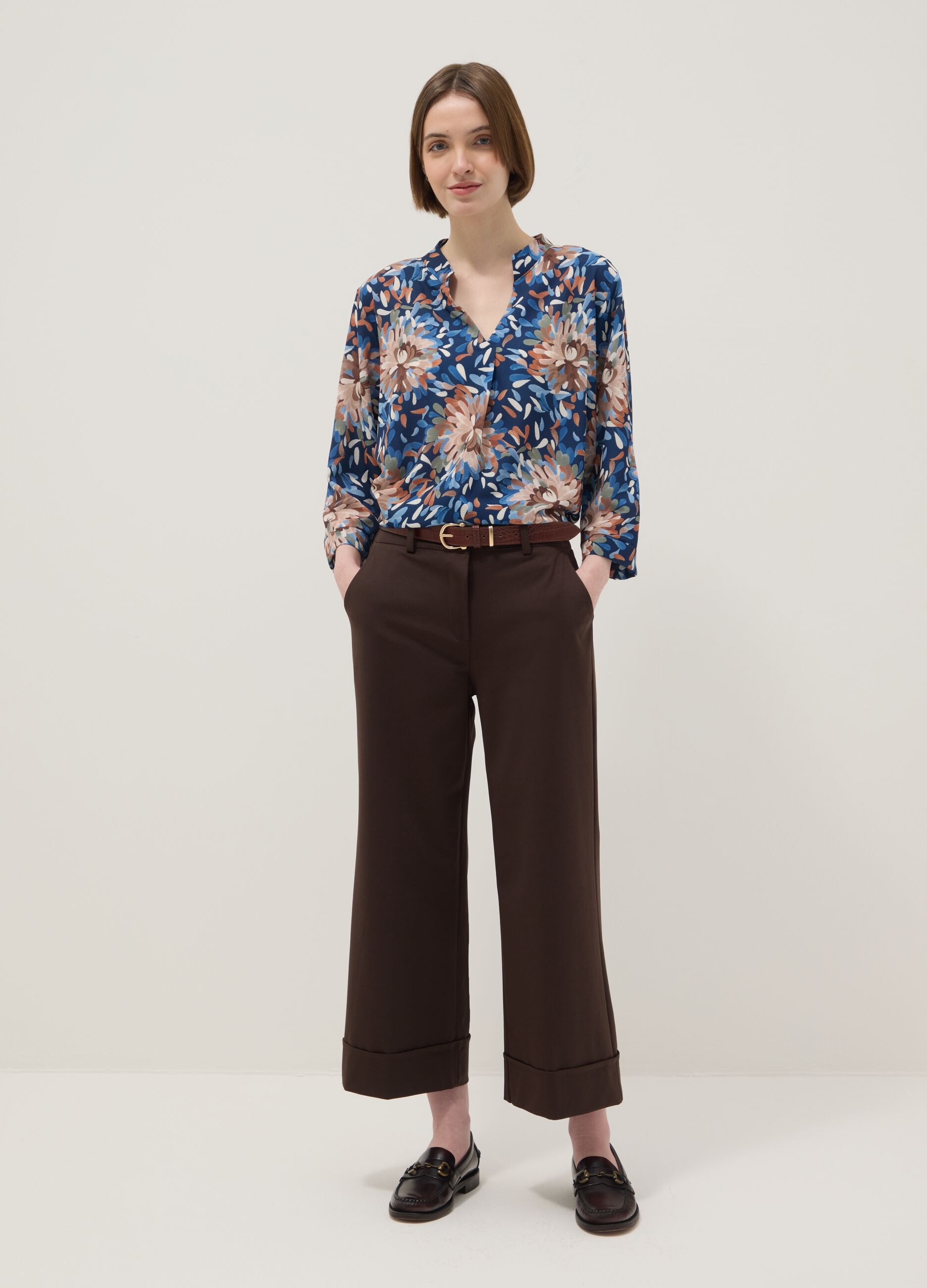 Multicolour long-sleeve top with floral pattern, regular fit