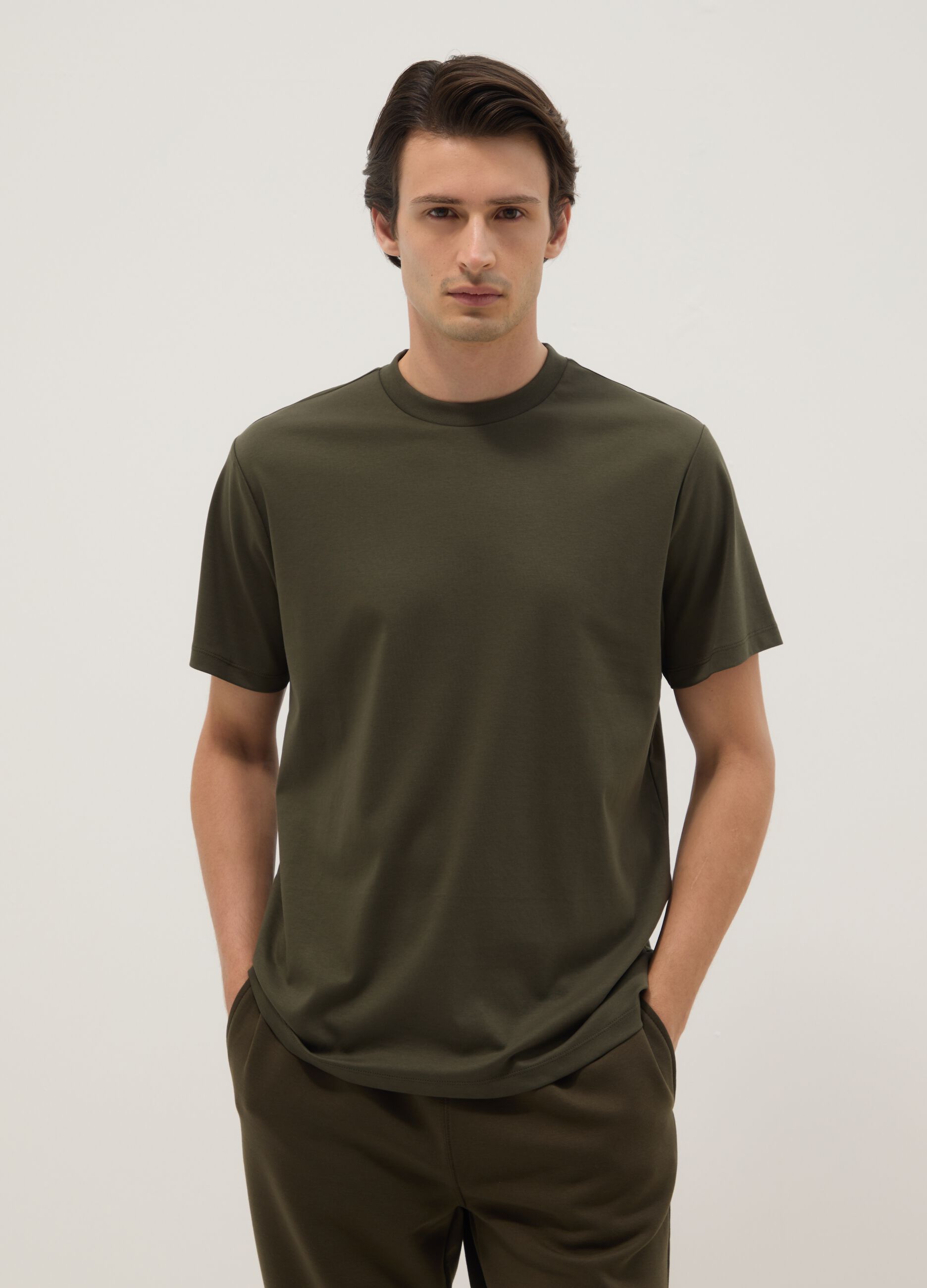 Green crew neck T-shirt in pure cotton regular fit