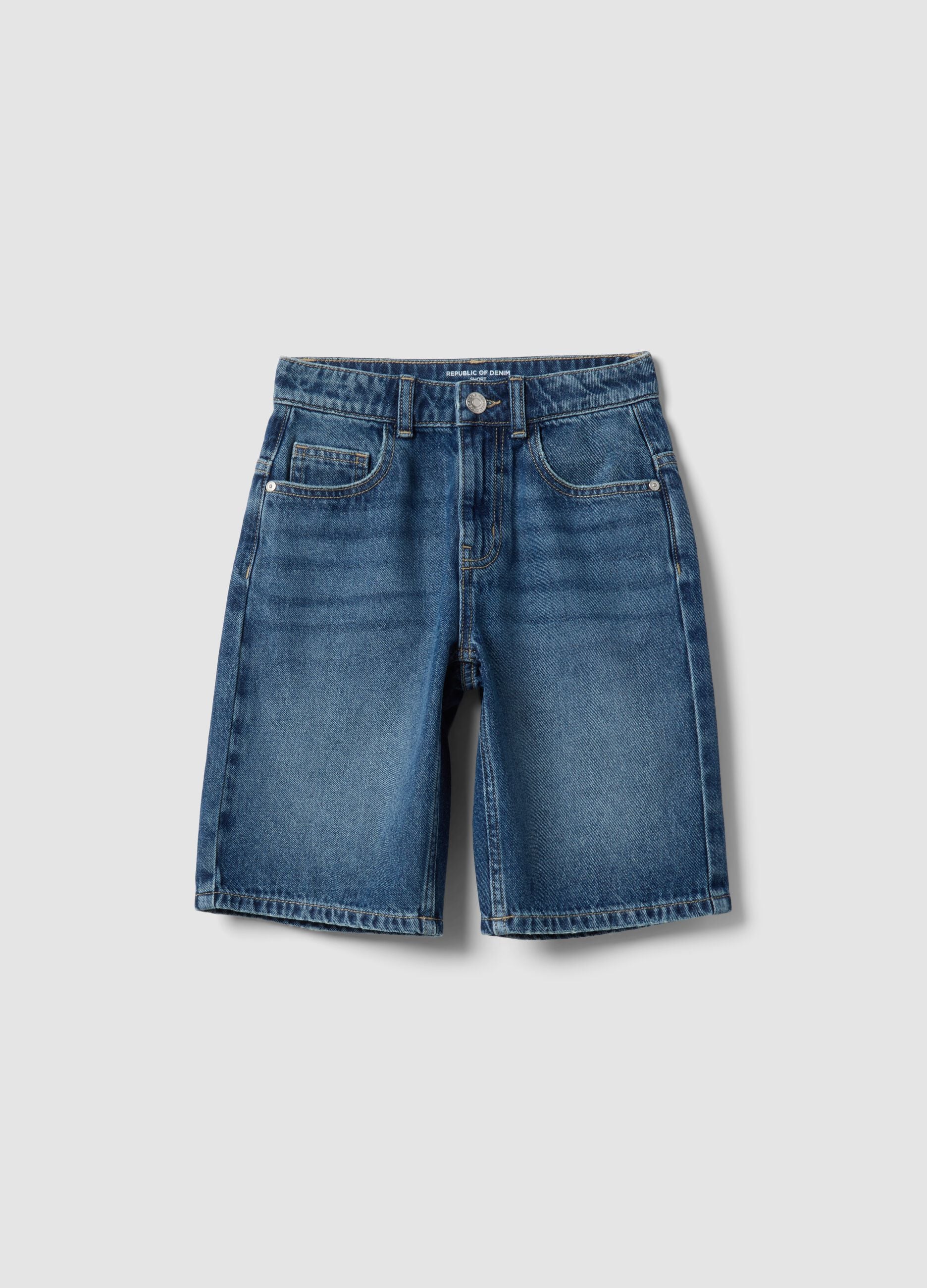 Boys&rsquo; blue denim shorts in pure cotton, regular fit