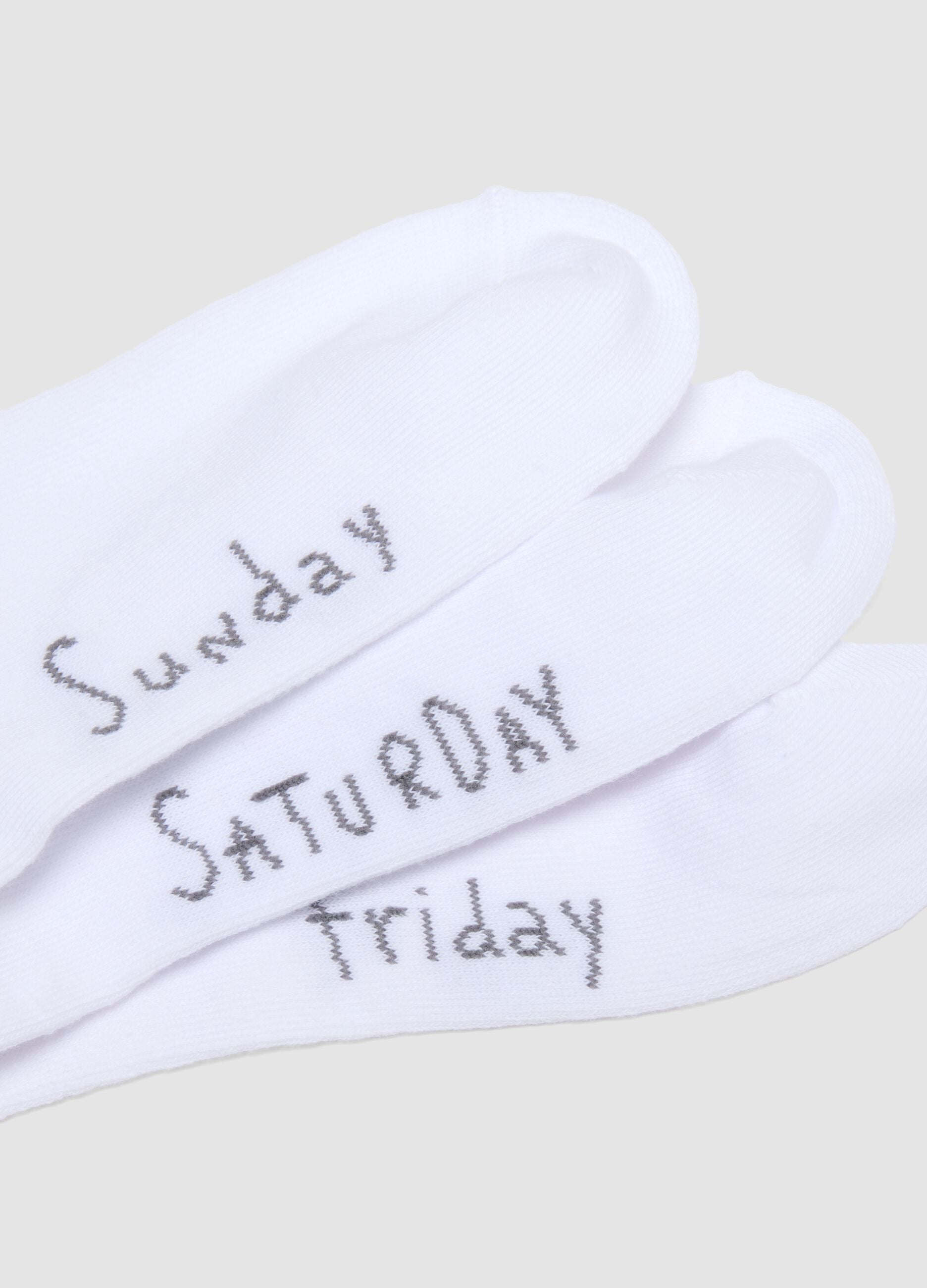 7-pack of white organic cotton no-show socks