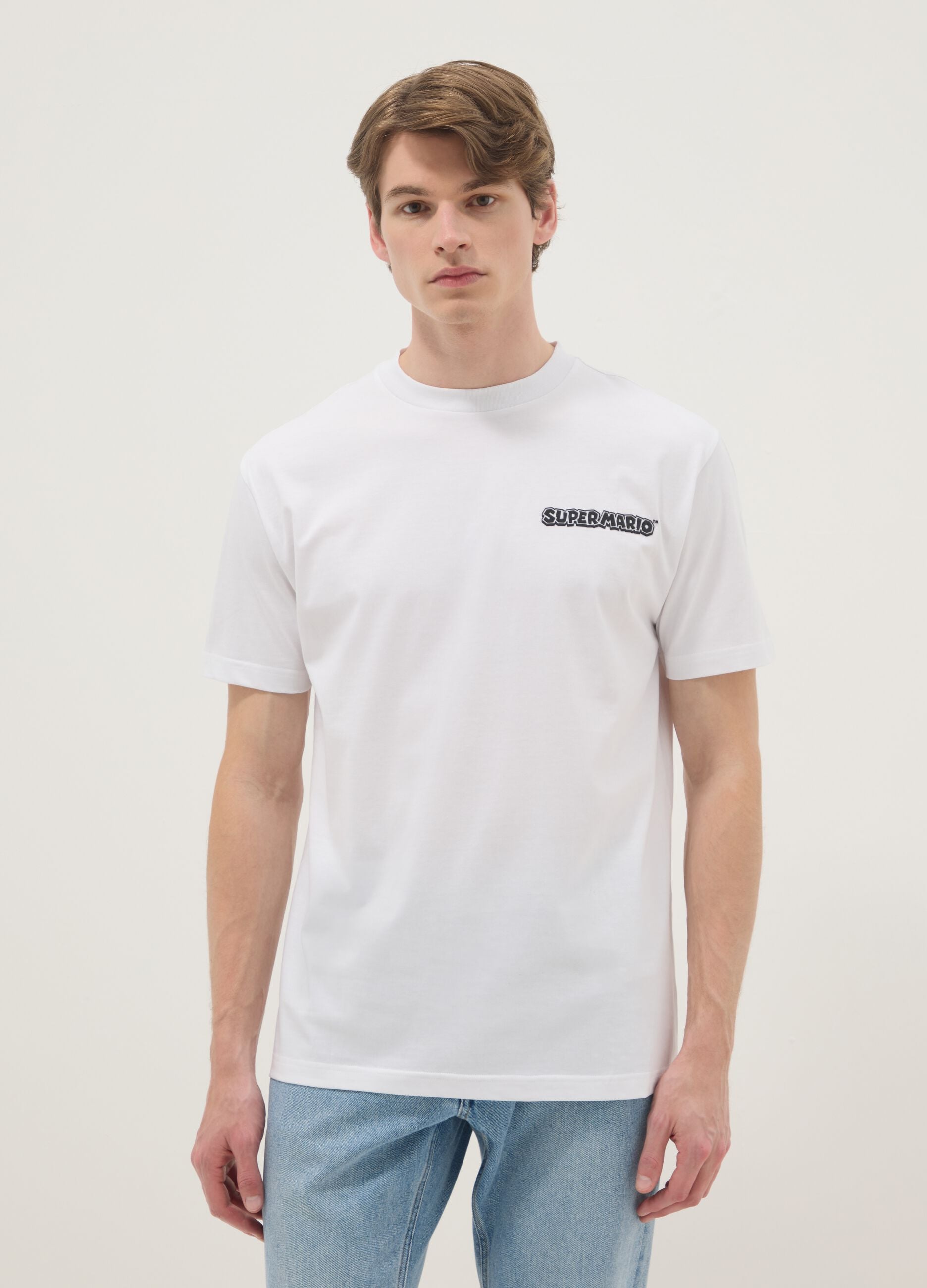 White regular fit pure cotton T-shirt with Super Mario print