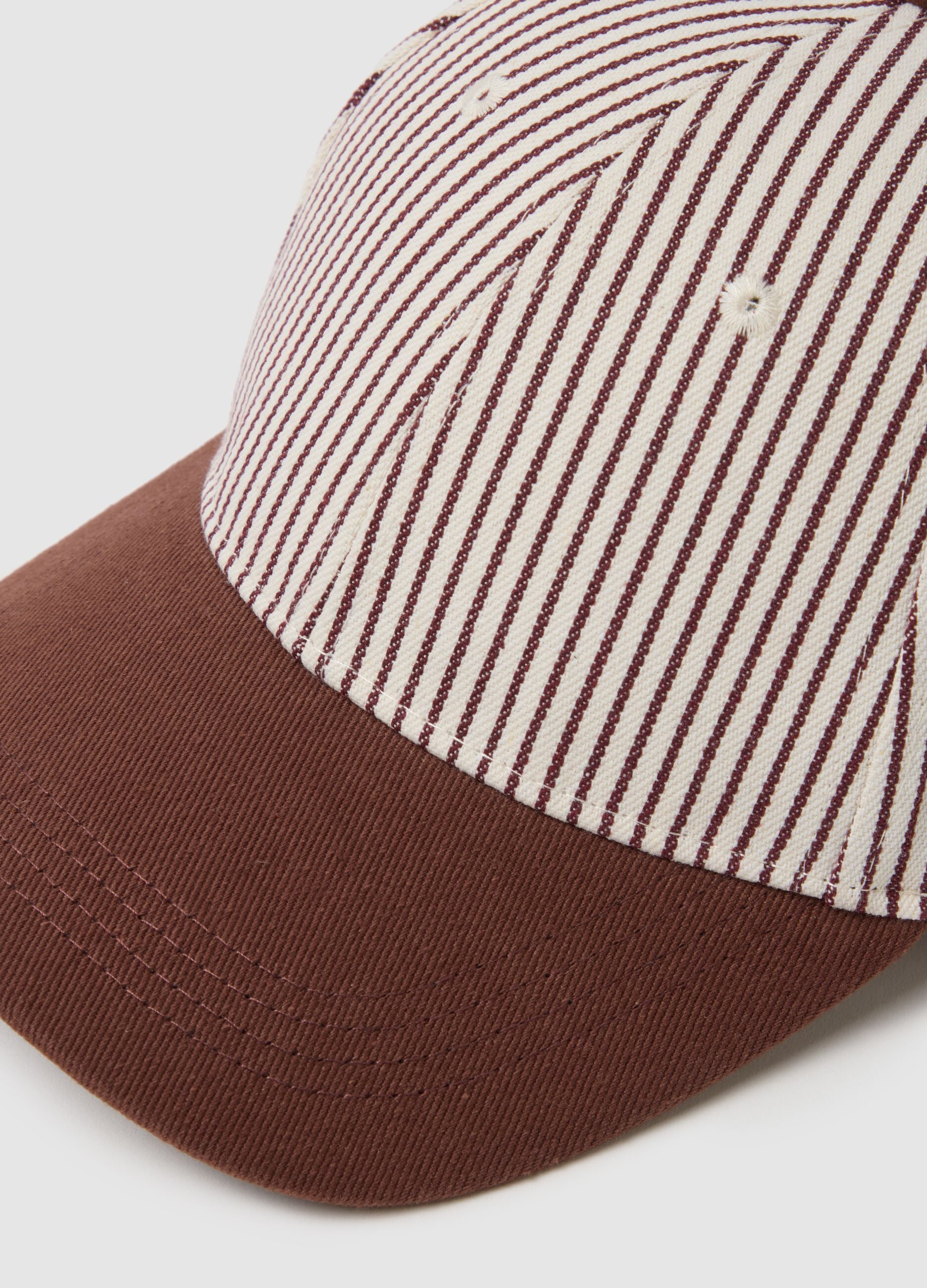 Multicolour striped cotton blend cap with adjustable visor