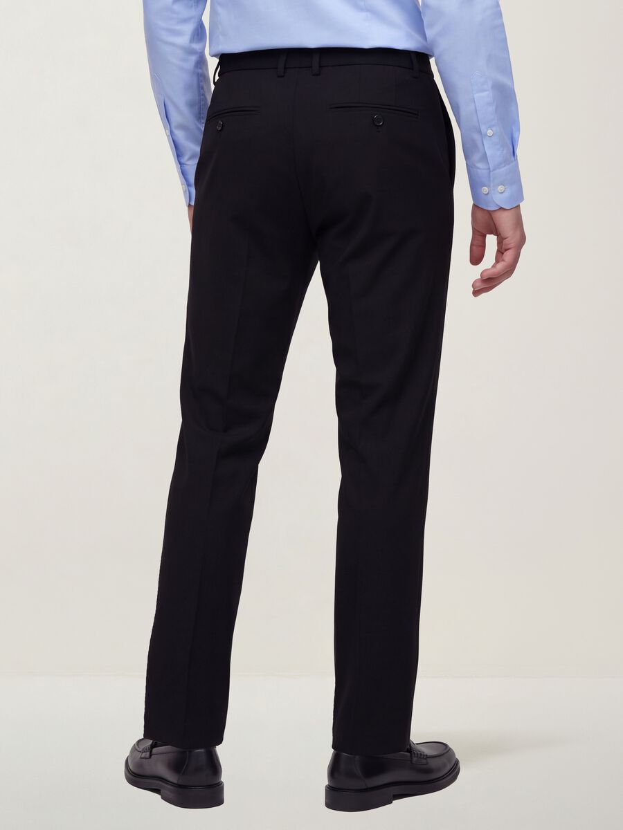 Black slim-fit stretch viscose-twill chino trousers_2