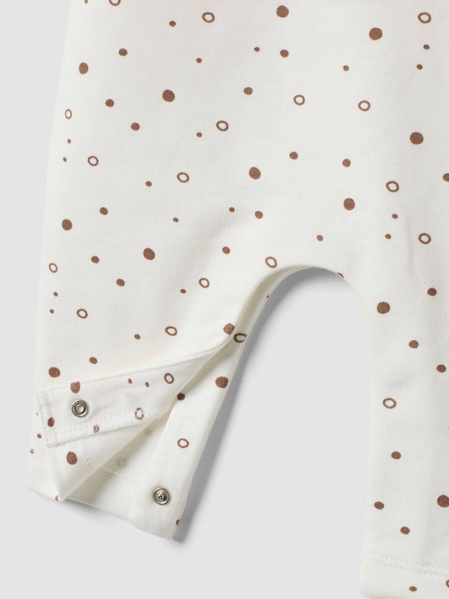 White pure organic cotton polka-dot baby sleepsuit_3
