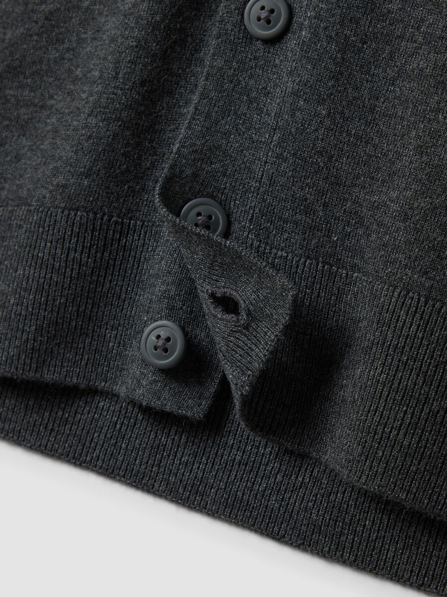 Grey viscose-blend waistcoat with deep V-neck regular fit_2
