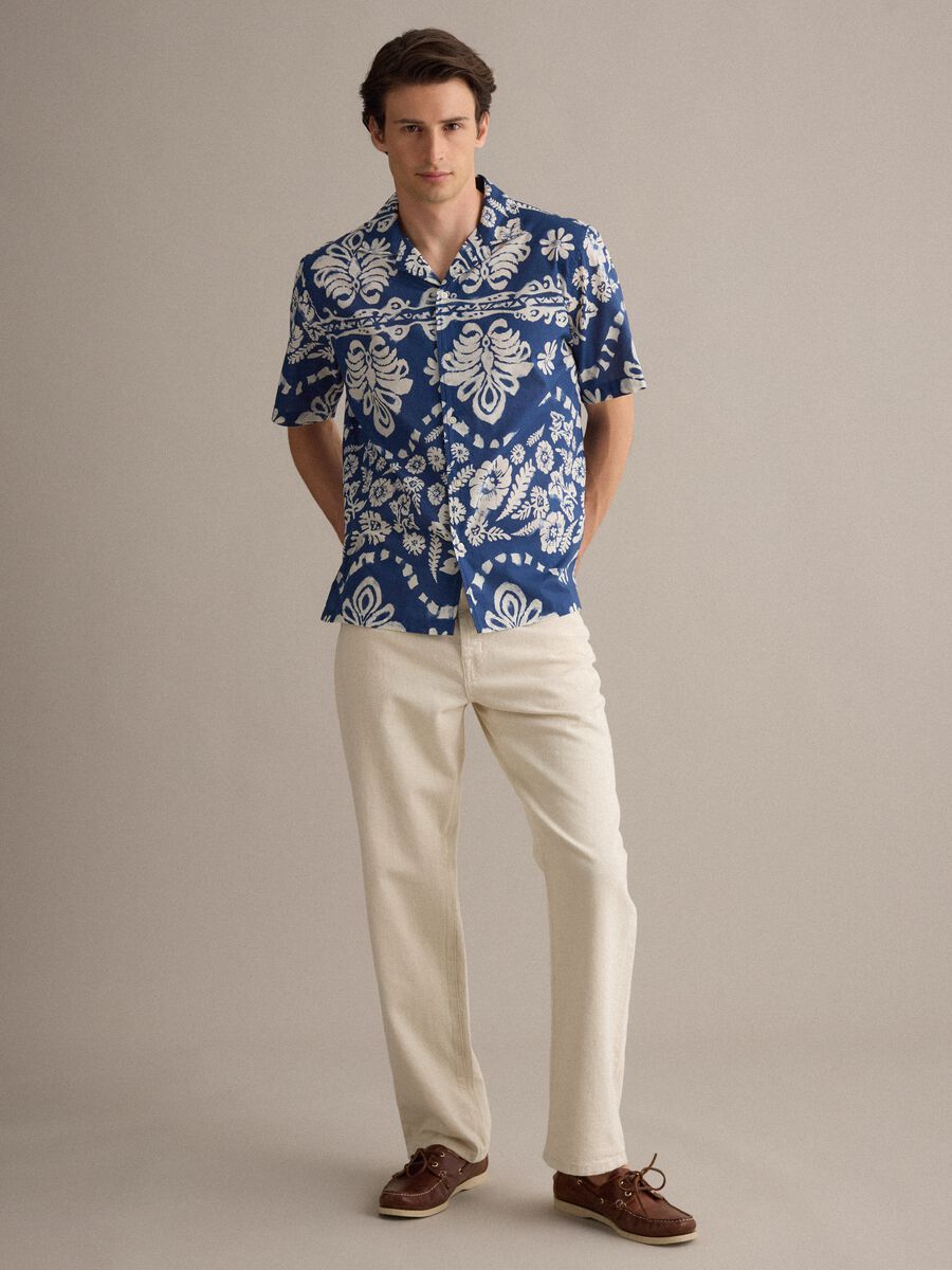 Blue organic cotton shirt with all-over print_1