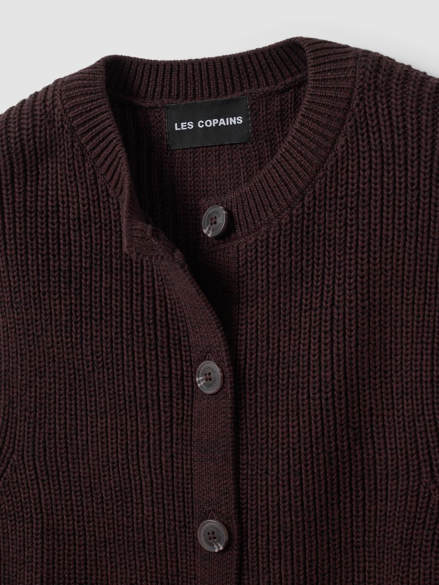Brown pure cotton knitted vest with crew neck, regular fit_5