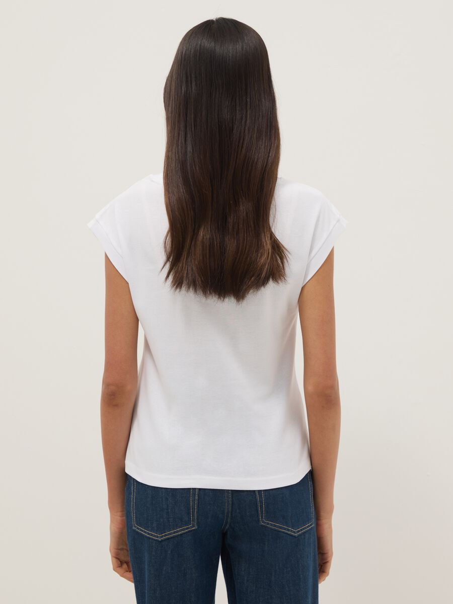 White pure cotton T-shirt with broderie inserts_3