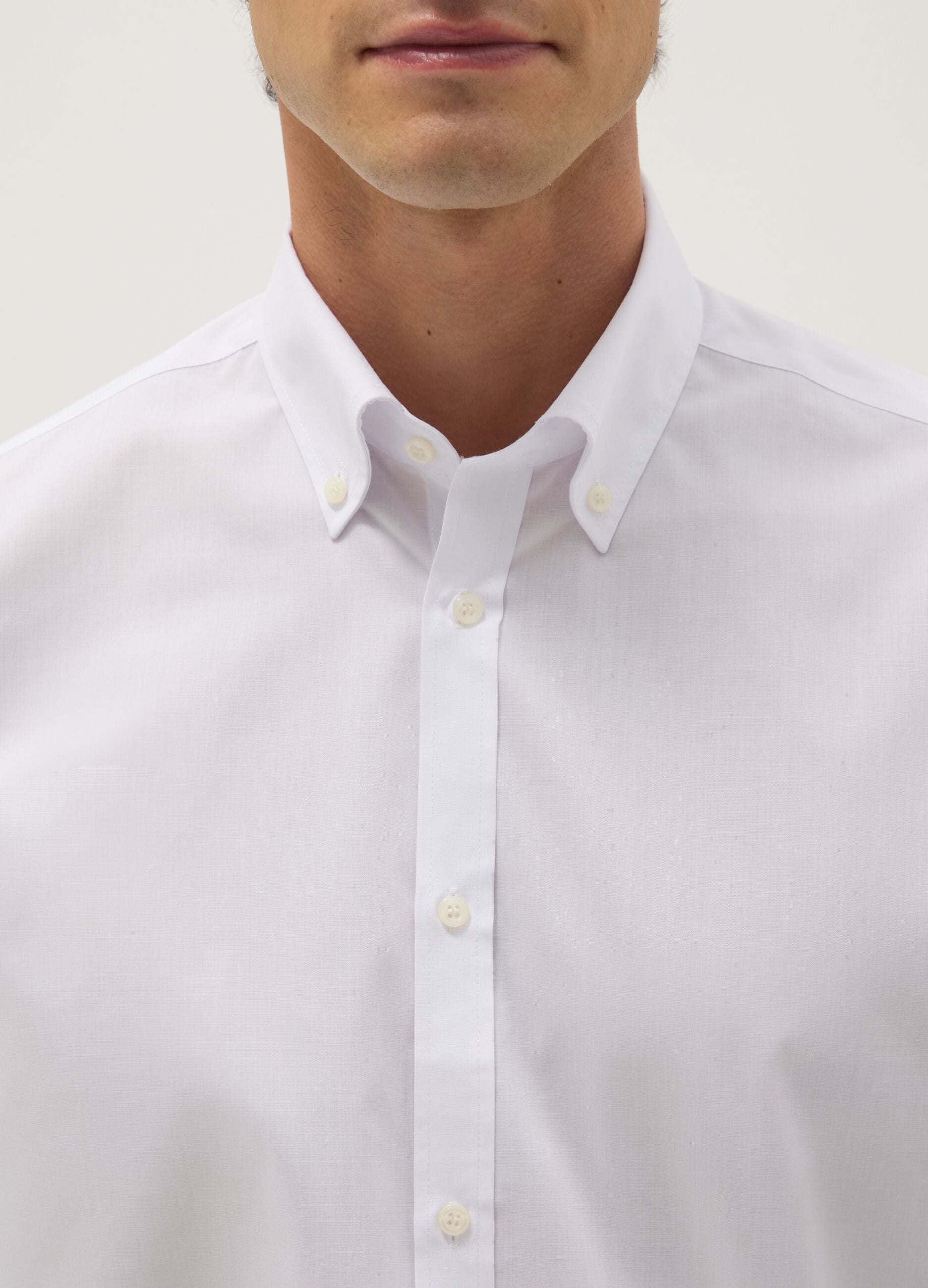 White cotton blend slim fit shirt
