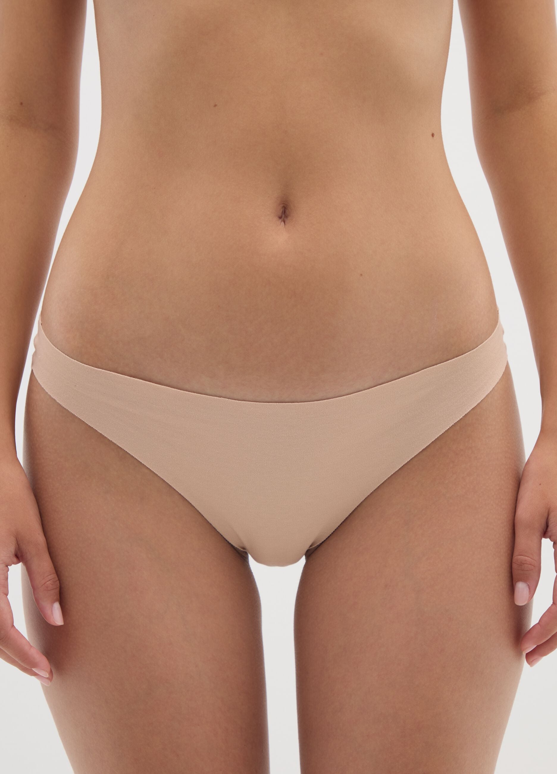 Beige cotton thong briefs with regular fit