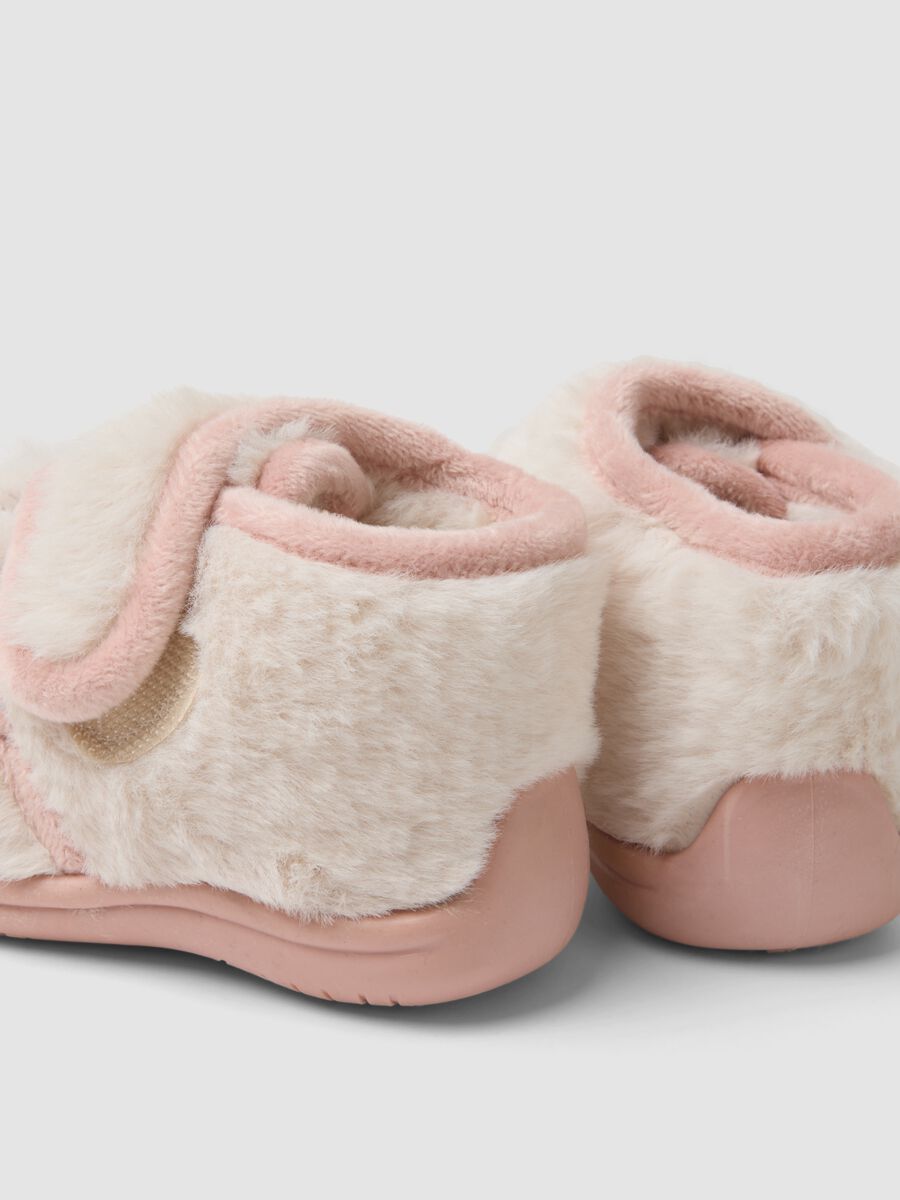 Pink animal motif slippers for baby girls and toddlers_2