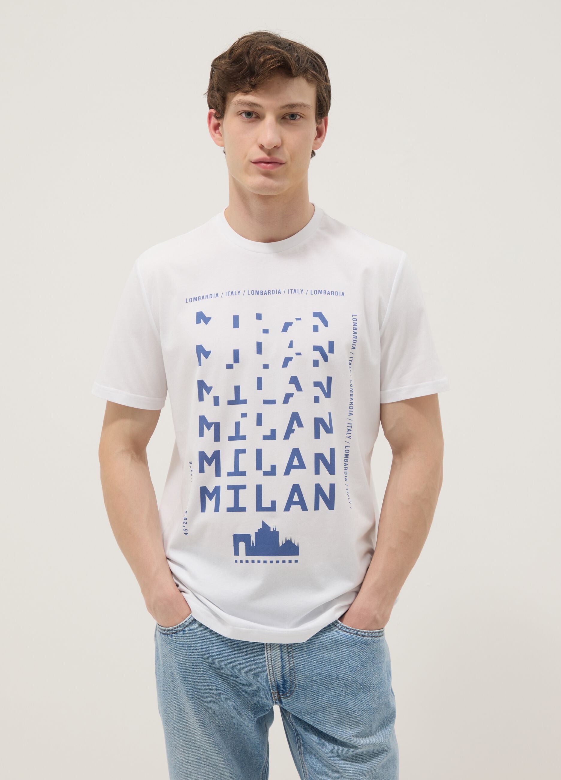 White pure cotton T-shirt with graphic print, regular fit