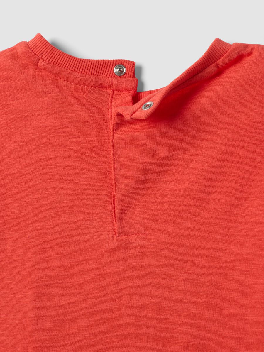 T-shirt rossa a maniche corte in puro cotone per bimbo over fit_3
