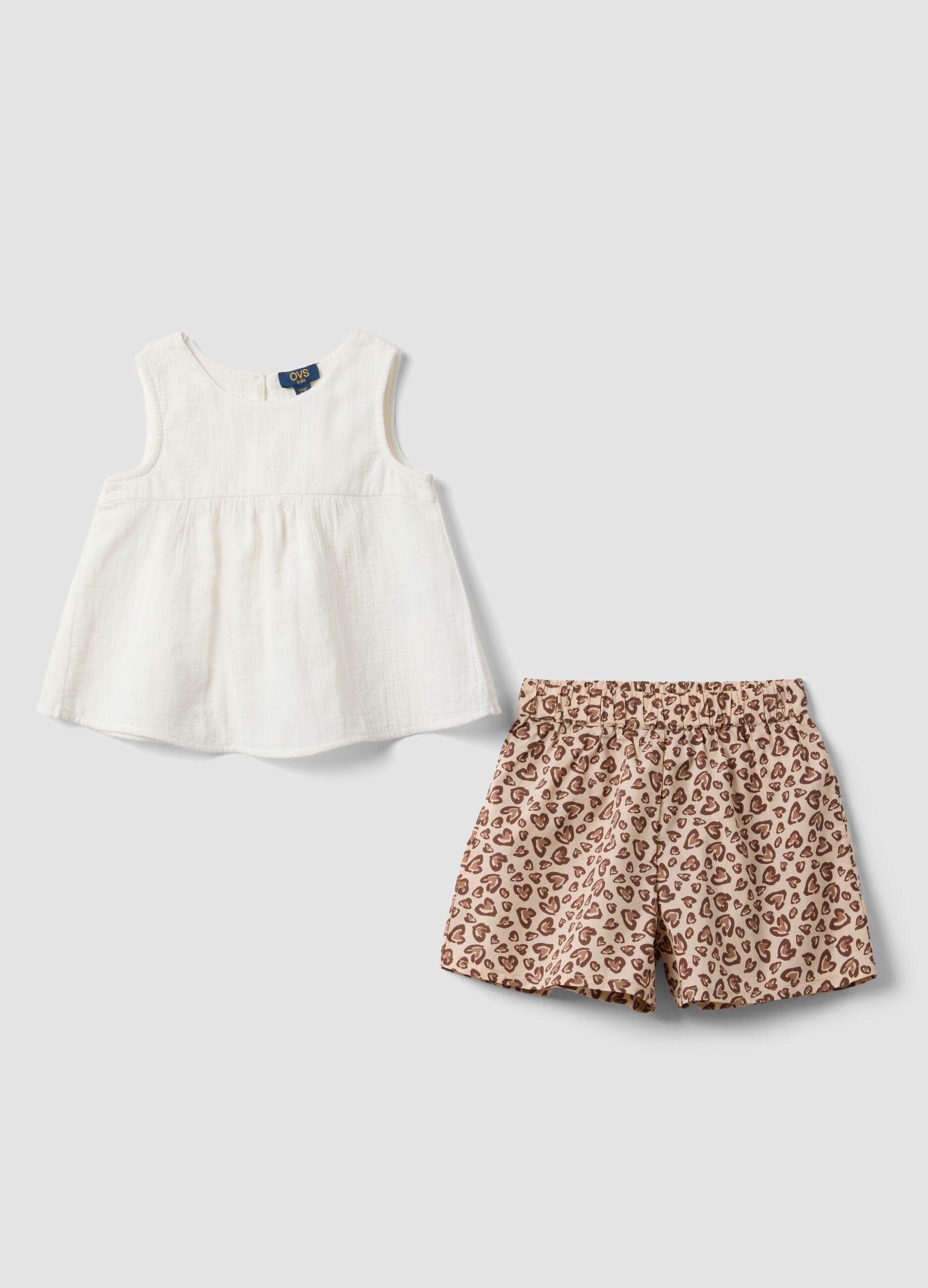 White pure cotton set with sleeveless top and shorts