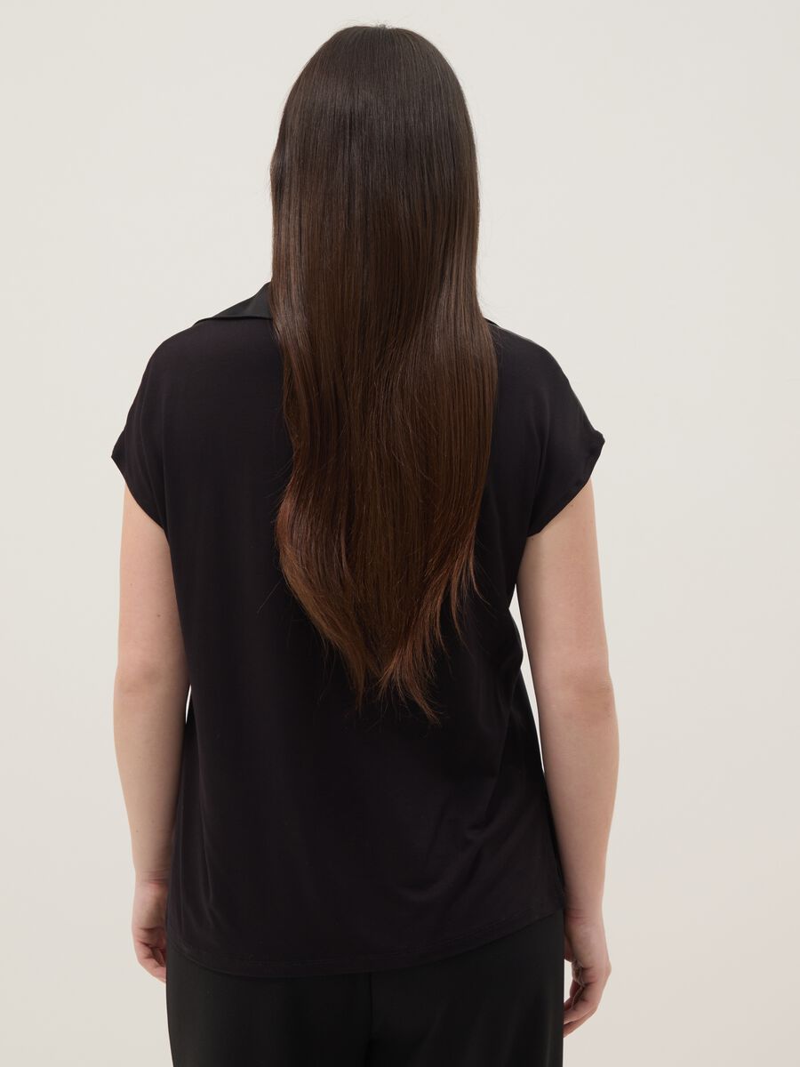 Black short-sleeve polo-collar T-shirt, regular fit_3