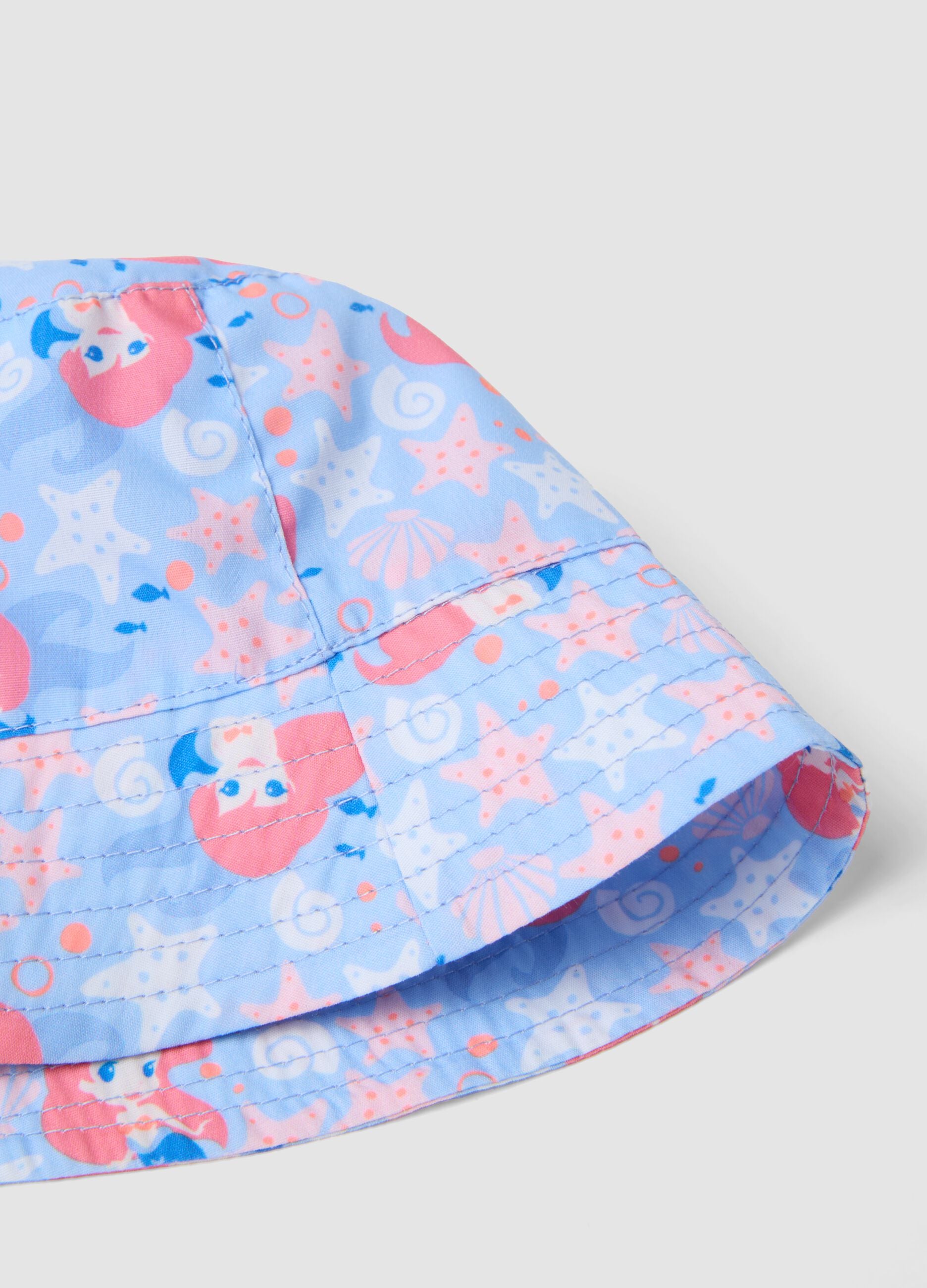 Multicolour girls&rsquo; hat with sea-themed print