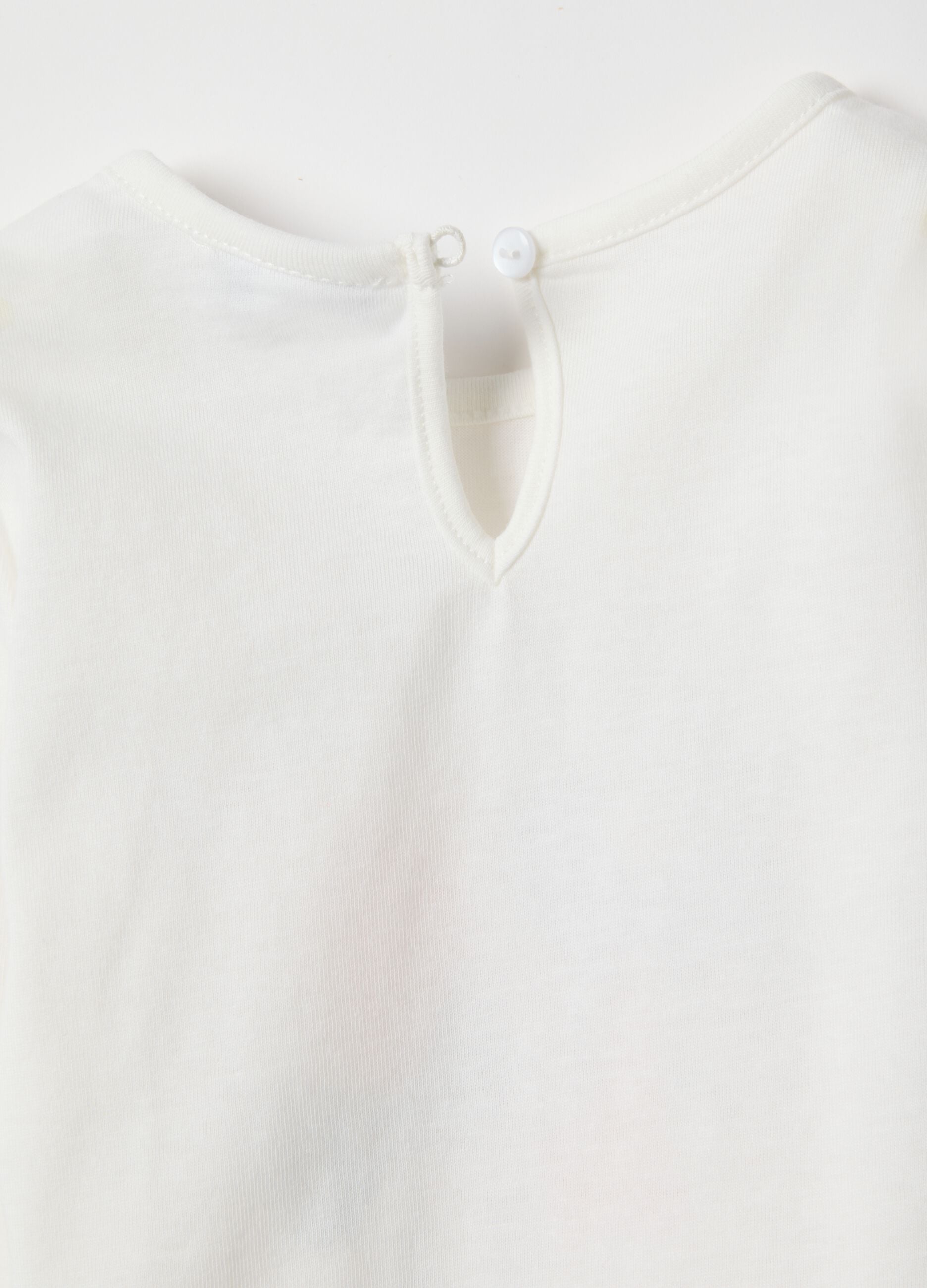 Pure cotton white regular fit t-shirt for girls